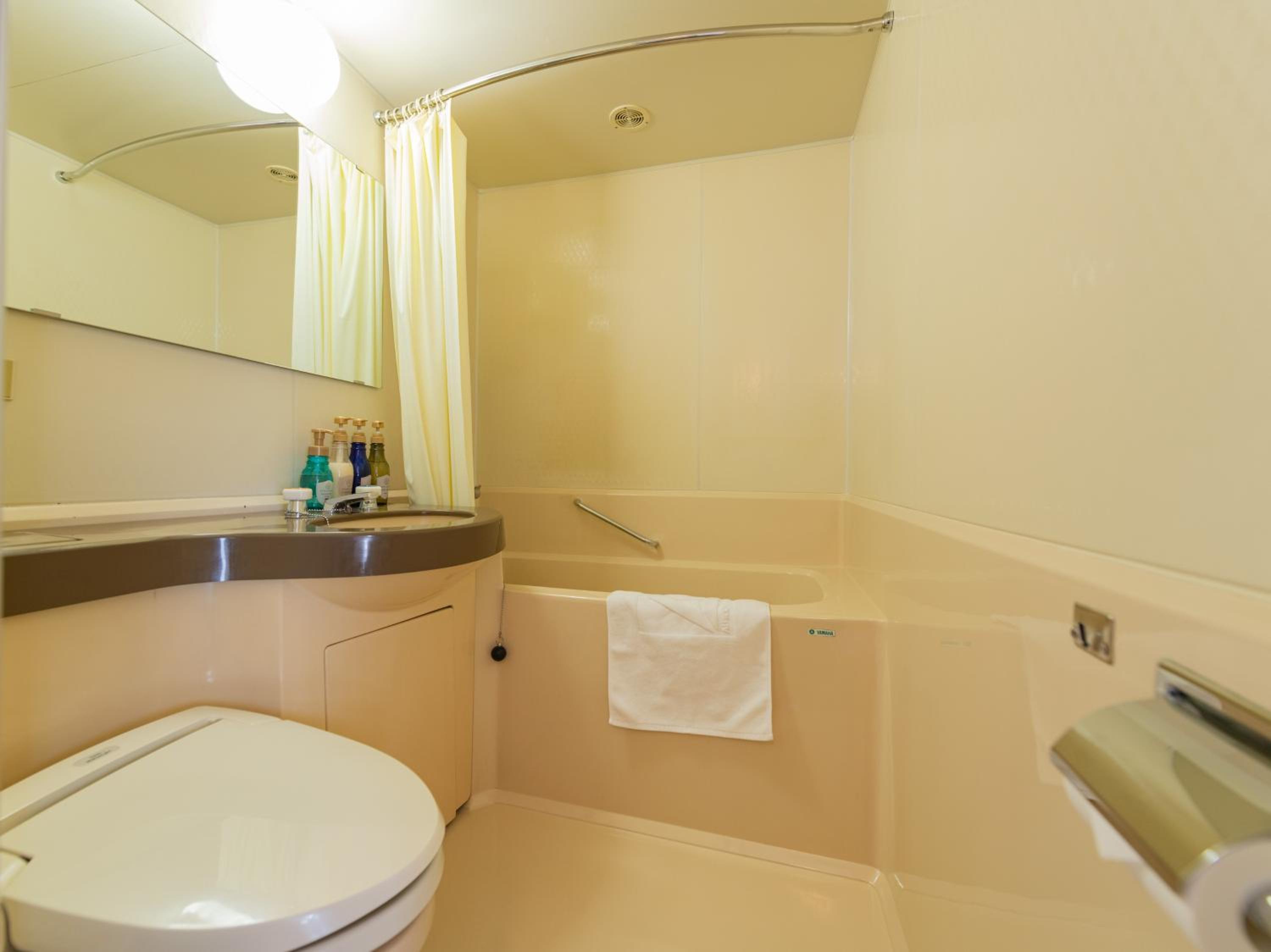 Twin Room - Non-Smoking - Photo 11
