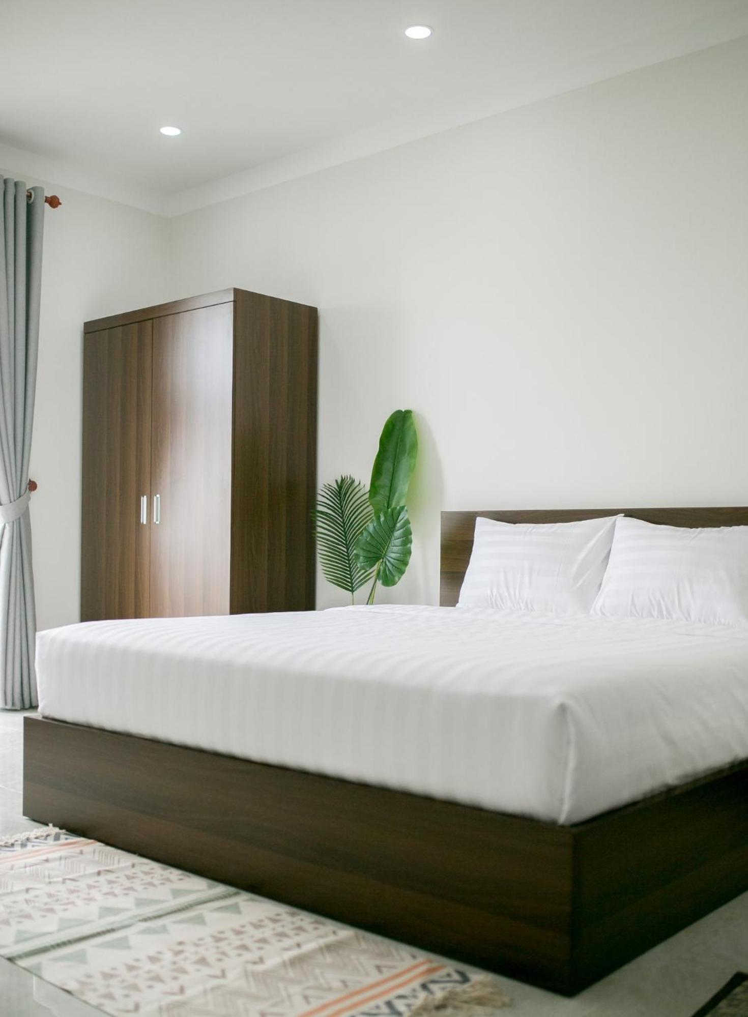 Deluxe Double Room - Photo 9