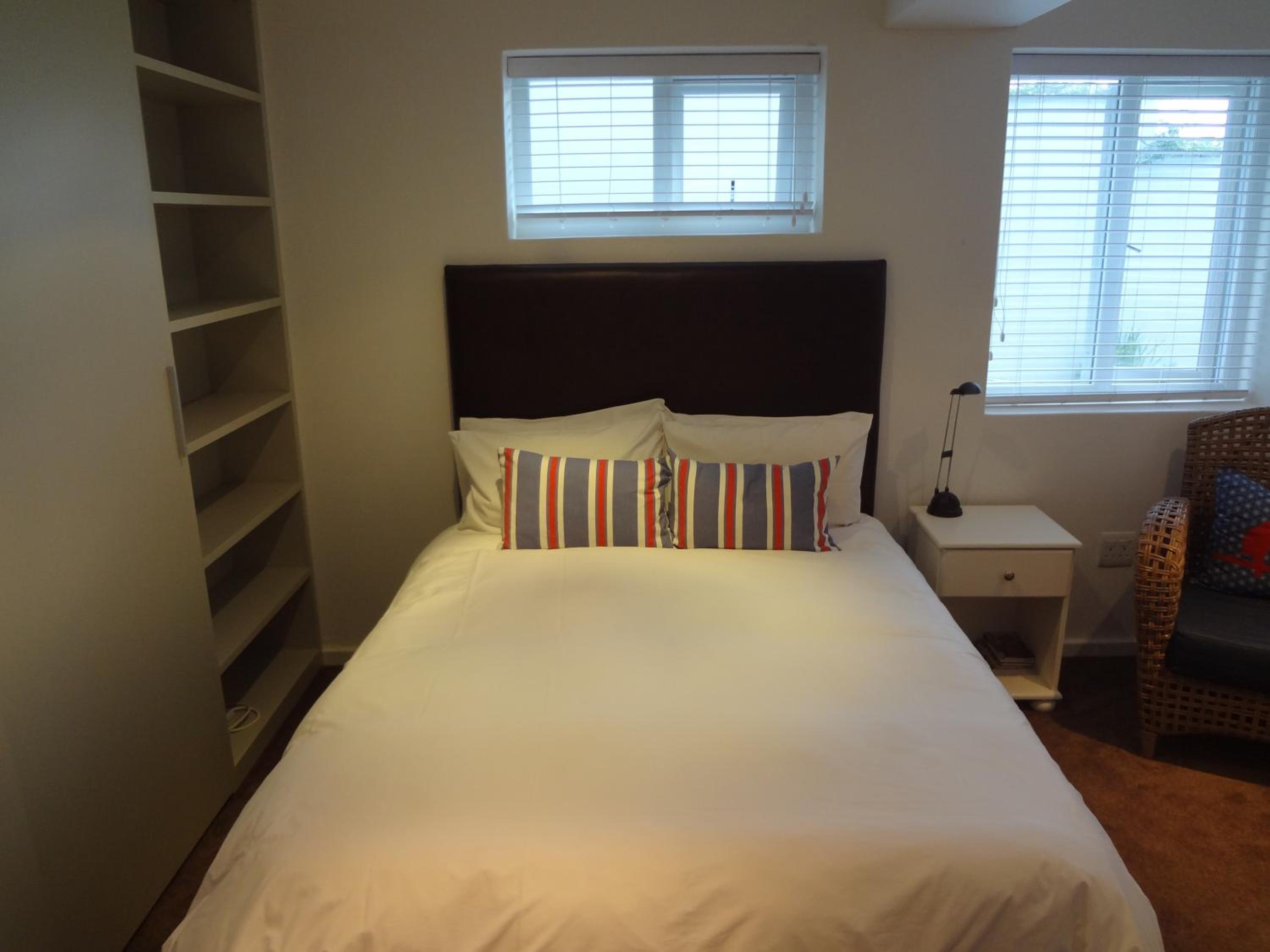 Studio Apartment - Photo 3