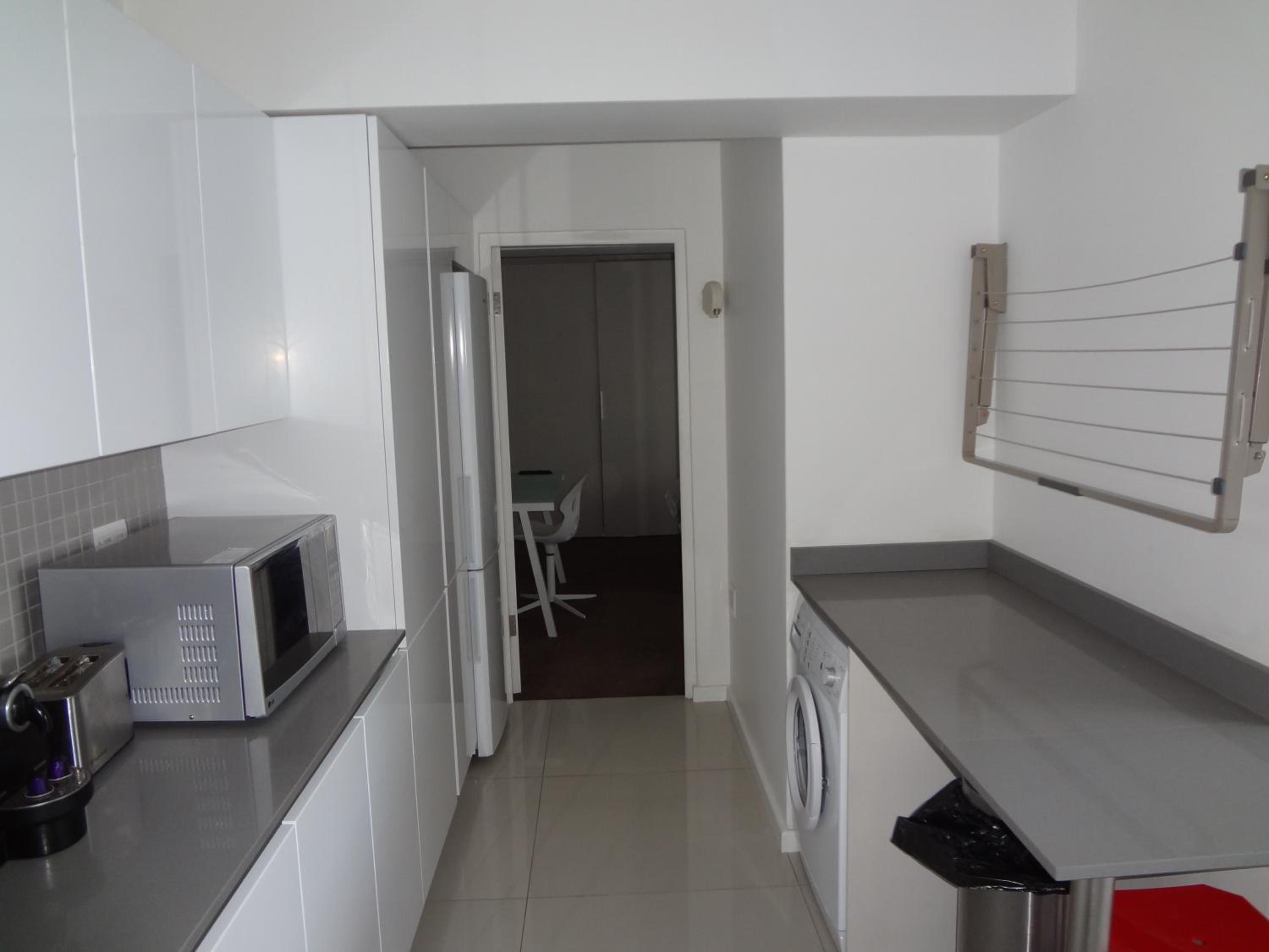 Studio Apartment - Photo 8