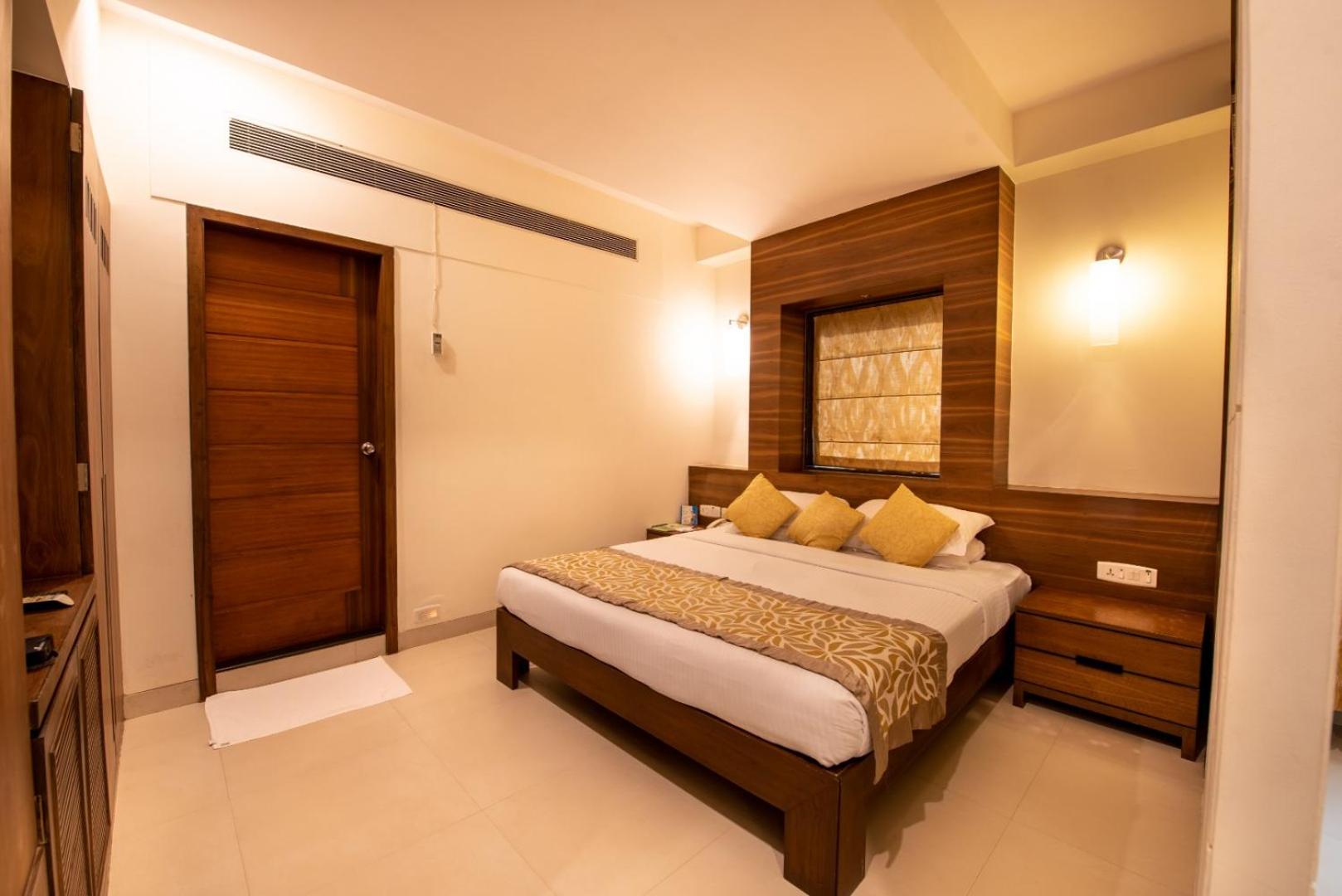 Deluxe Suite - Photo 2