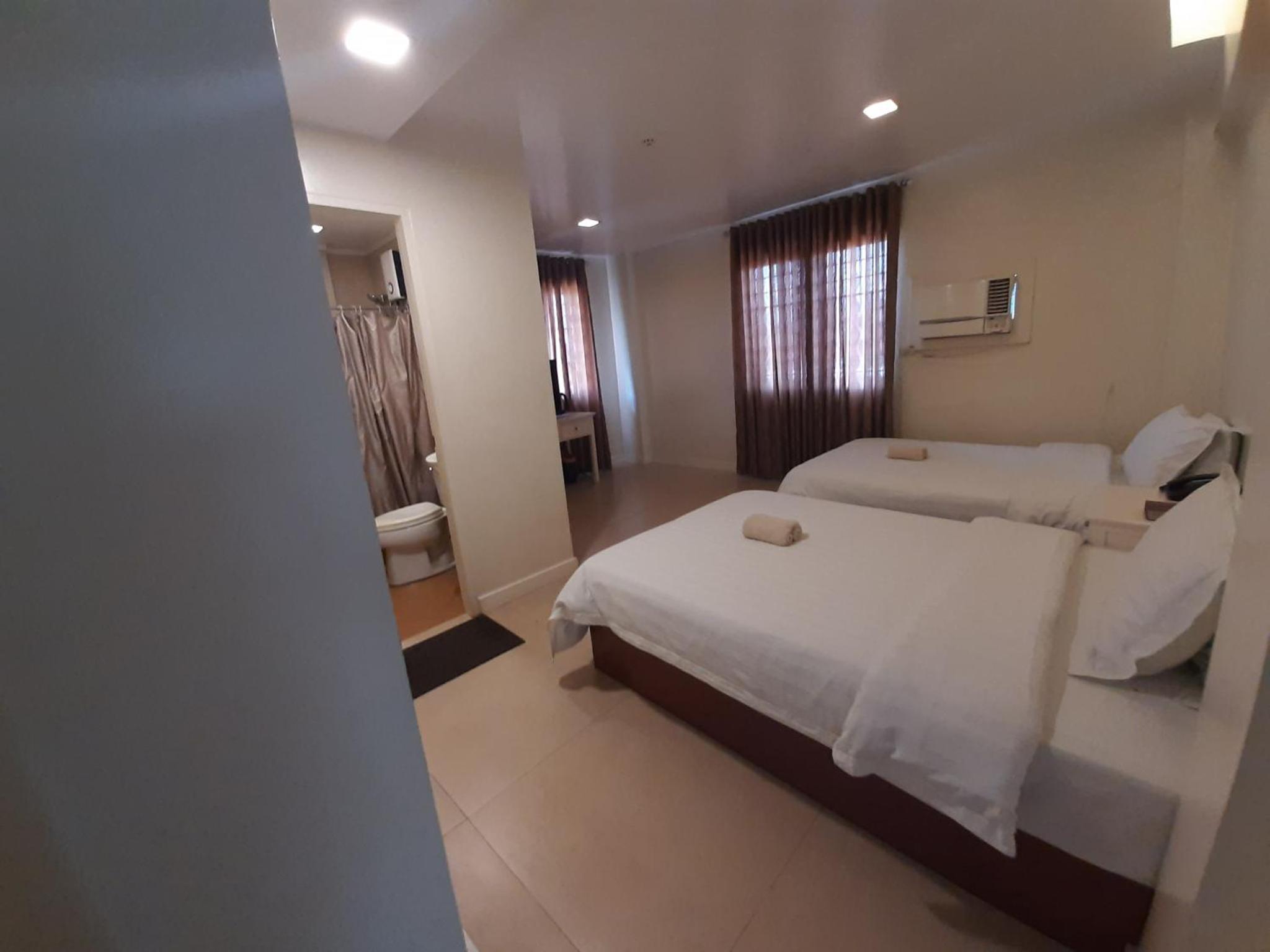 Deluxe Twin Room photo 3