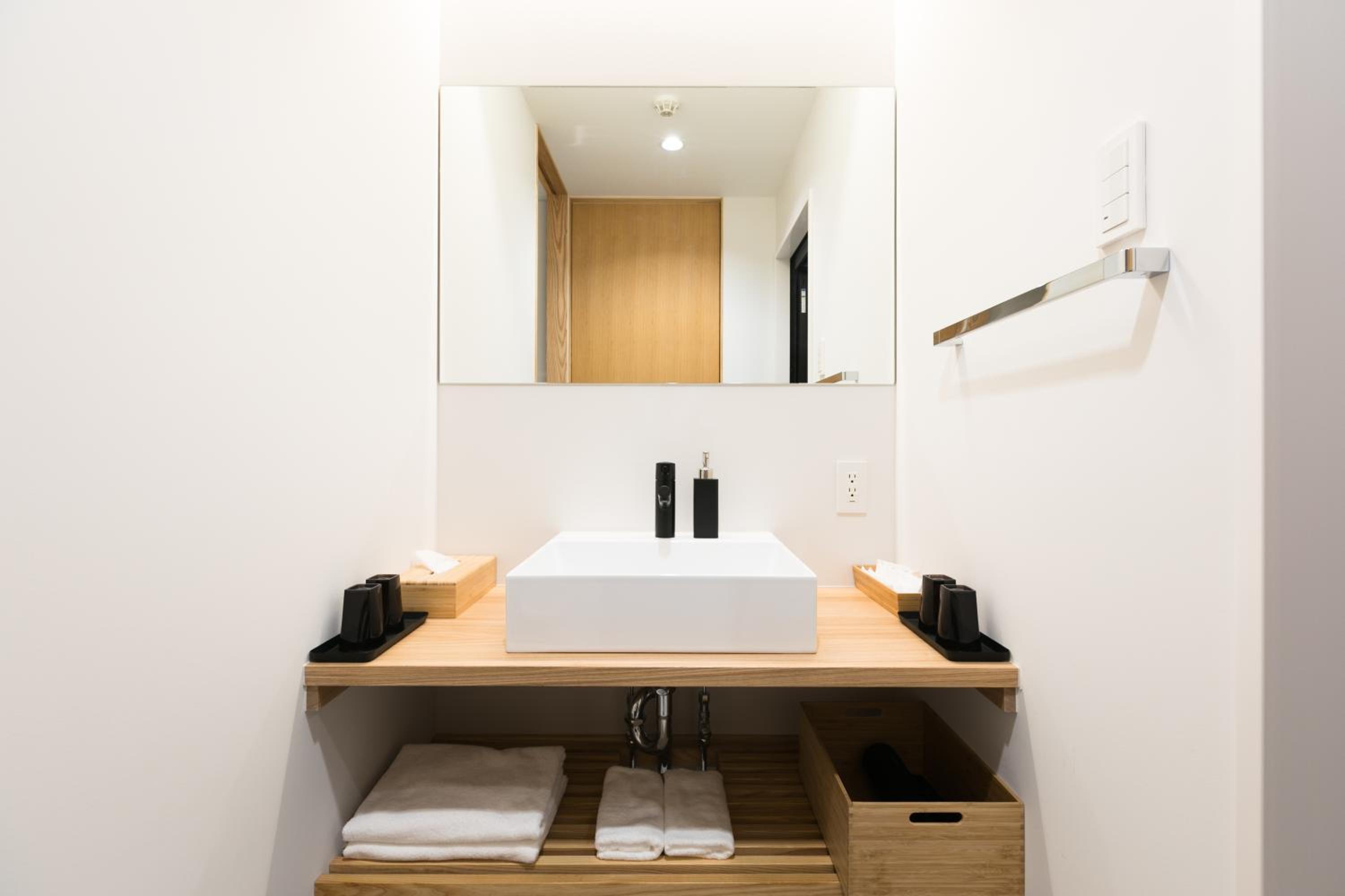 Deluxe Studio - Photo 12