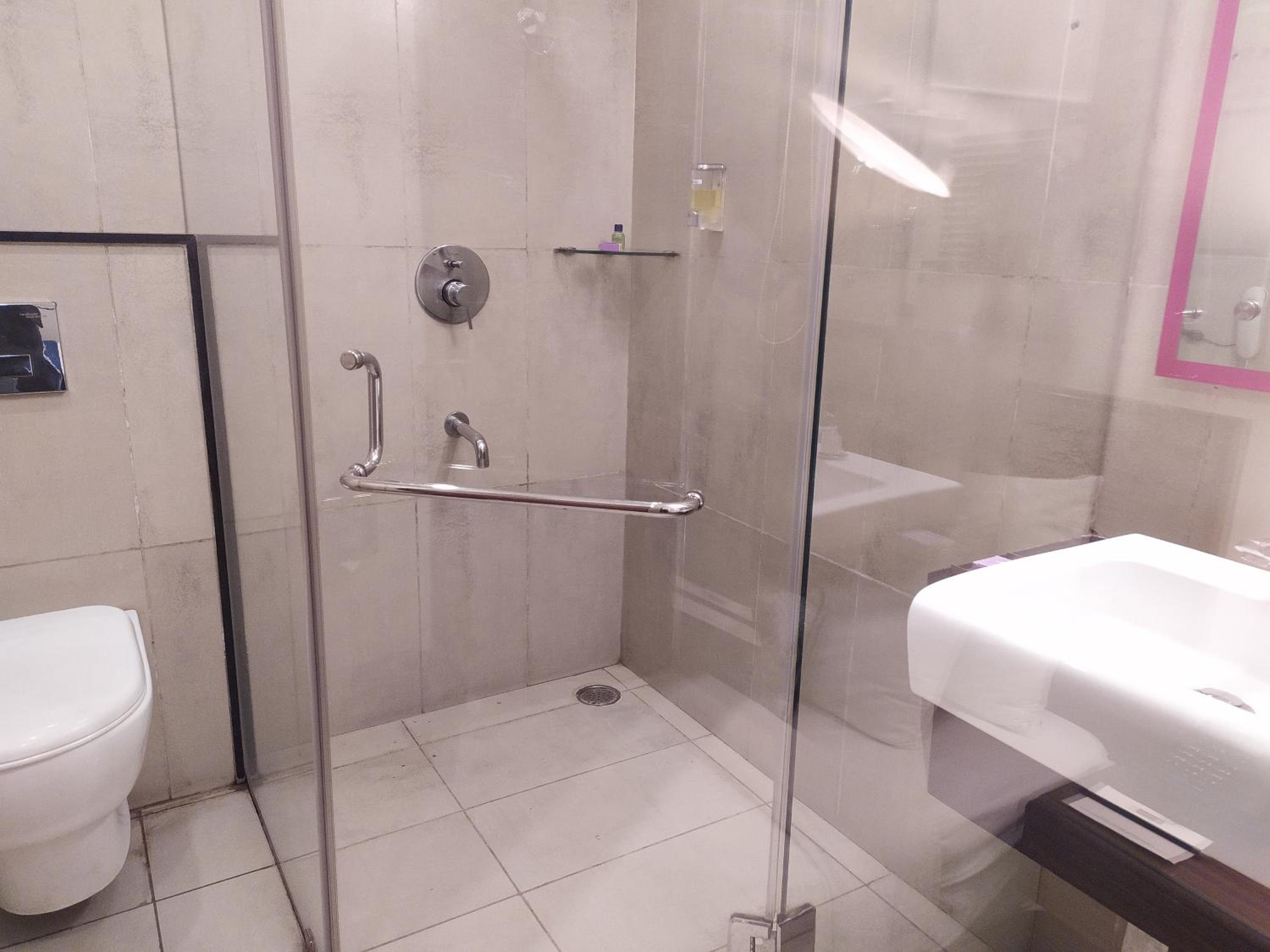 Deluxe Double Room - Photo 5