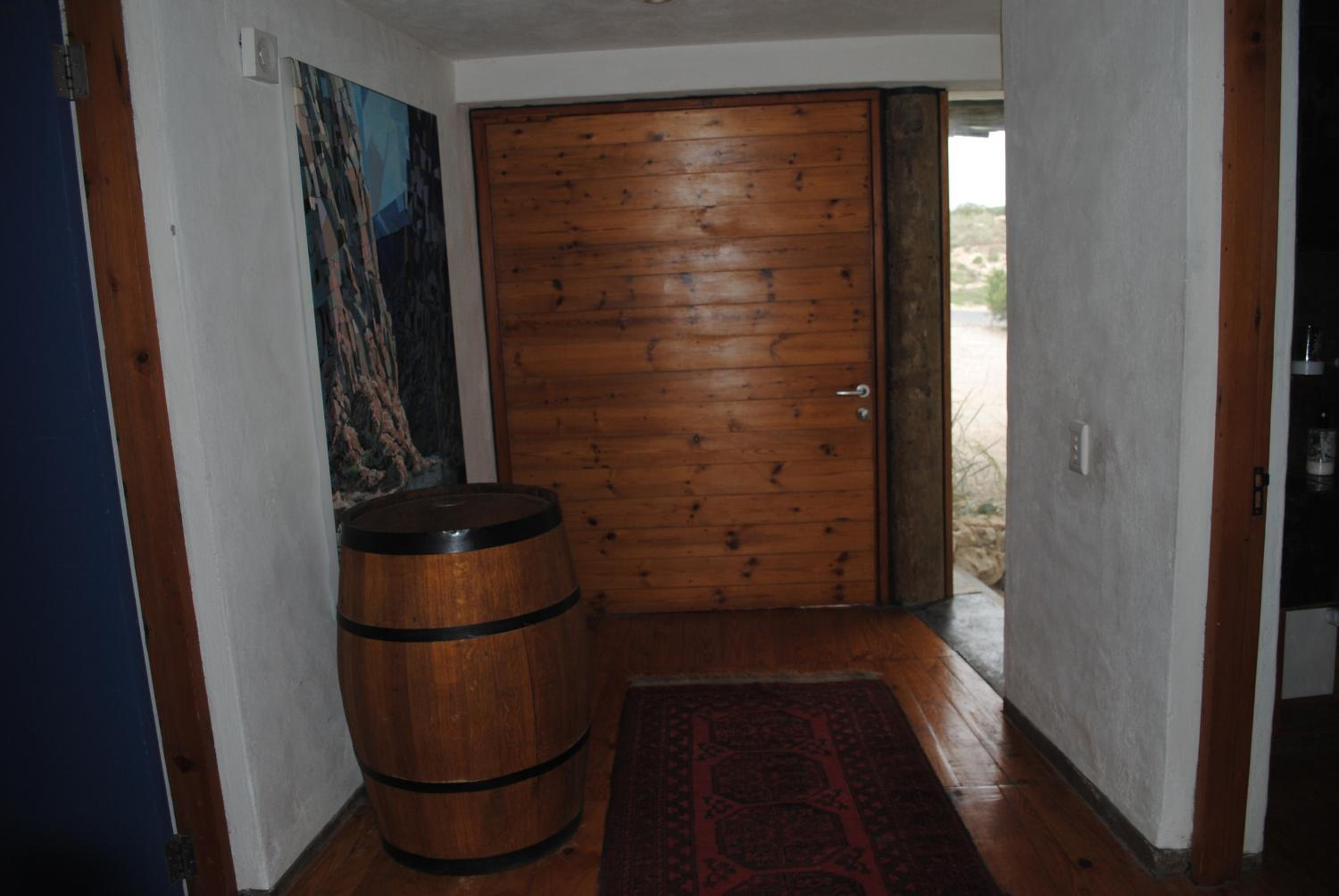 Apartment photo 2