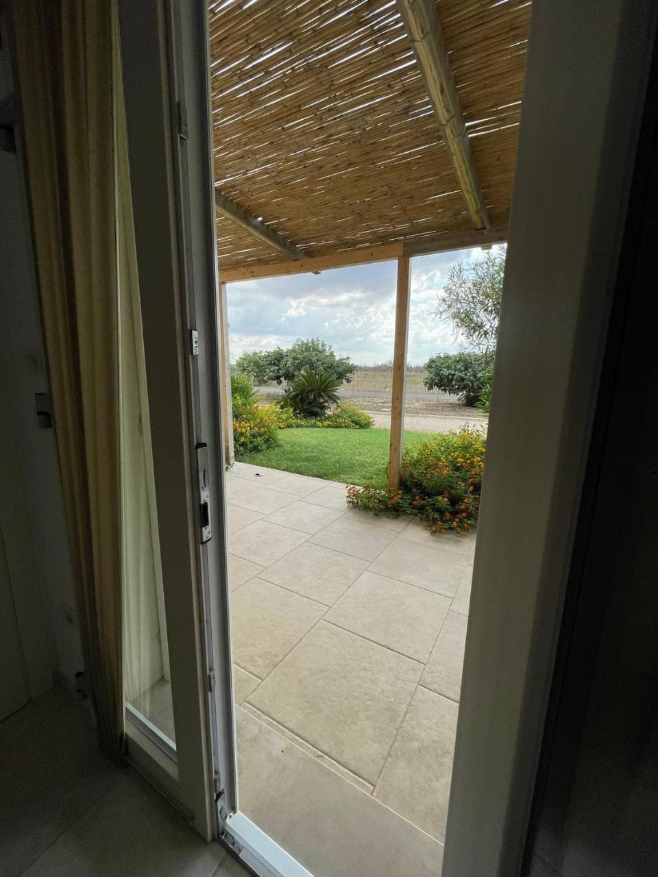 Double Room with Garden View - Photo 6