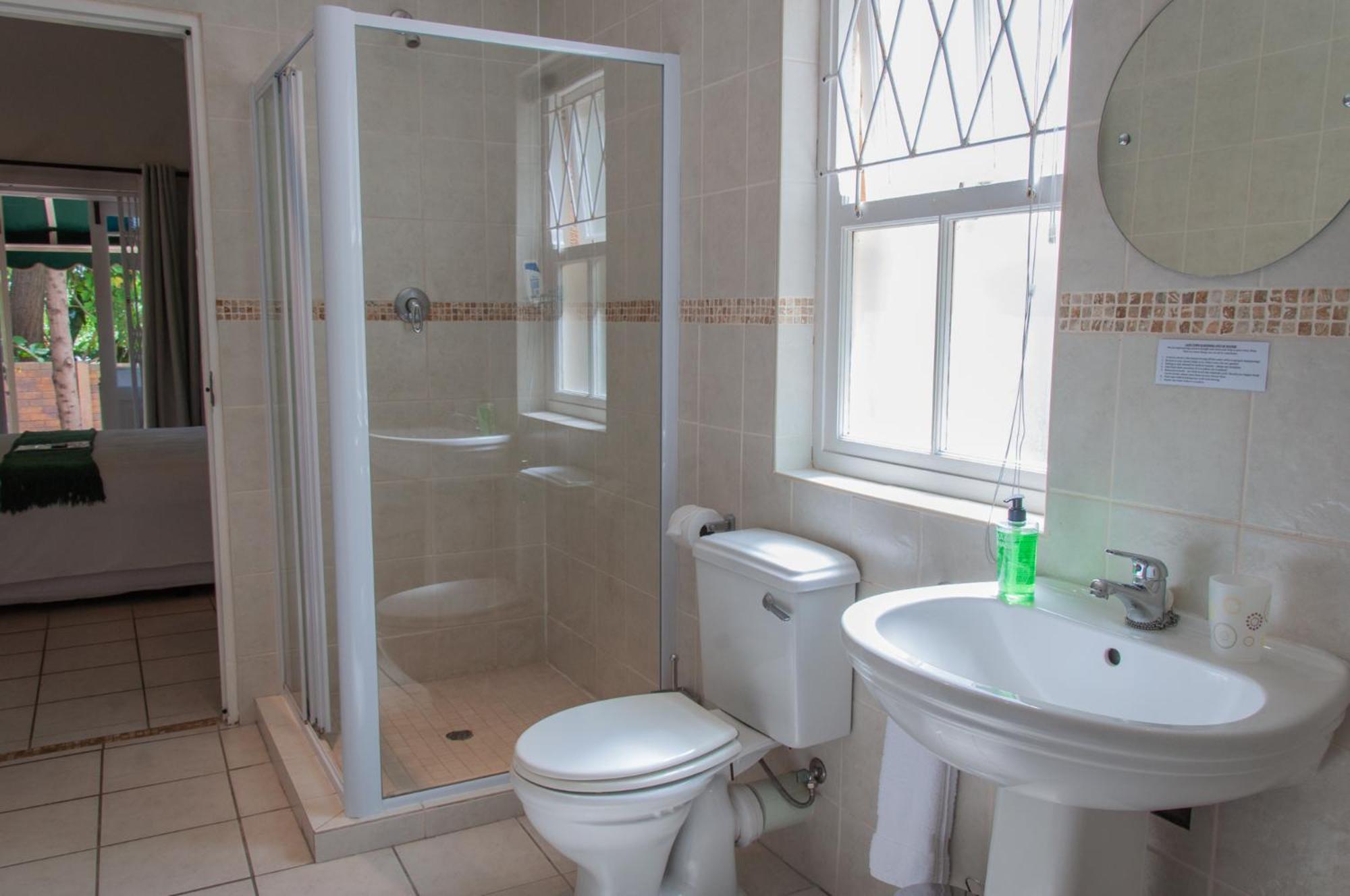 Double or Twin Room photo 2