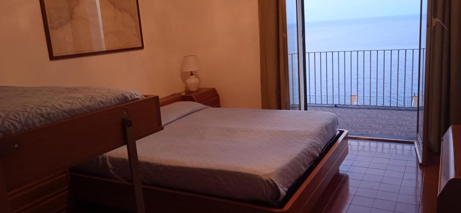 Apartment with Sea View photo 2