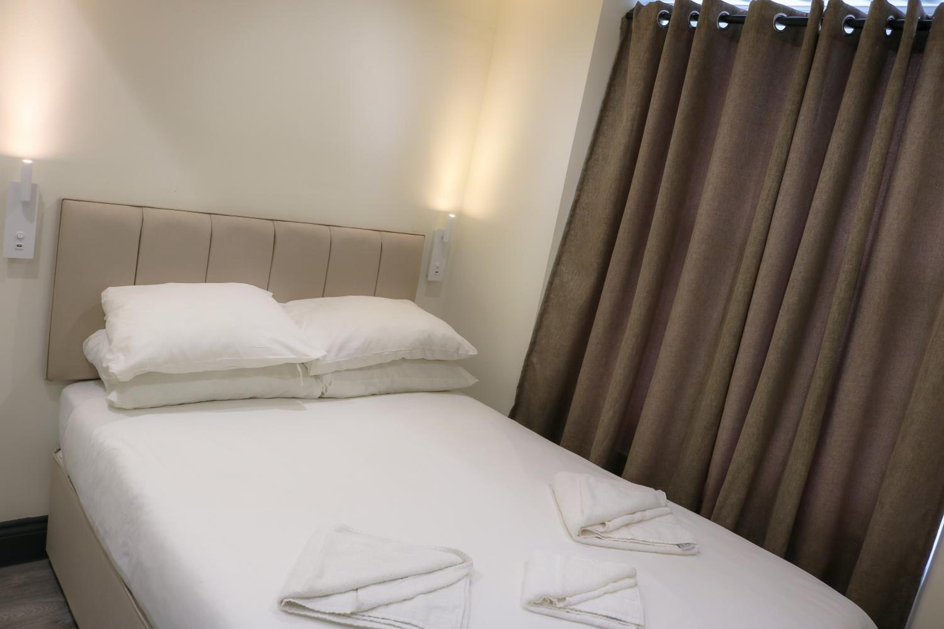 One-Bedroom Apartment (4 Adults) photo 1