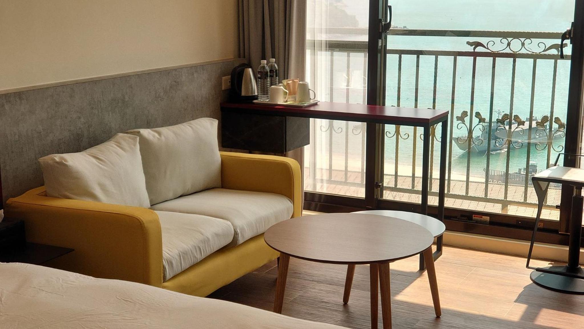 Double Room with Sea View photo 2