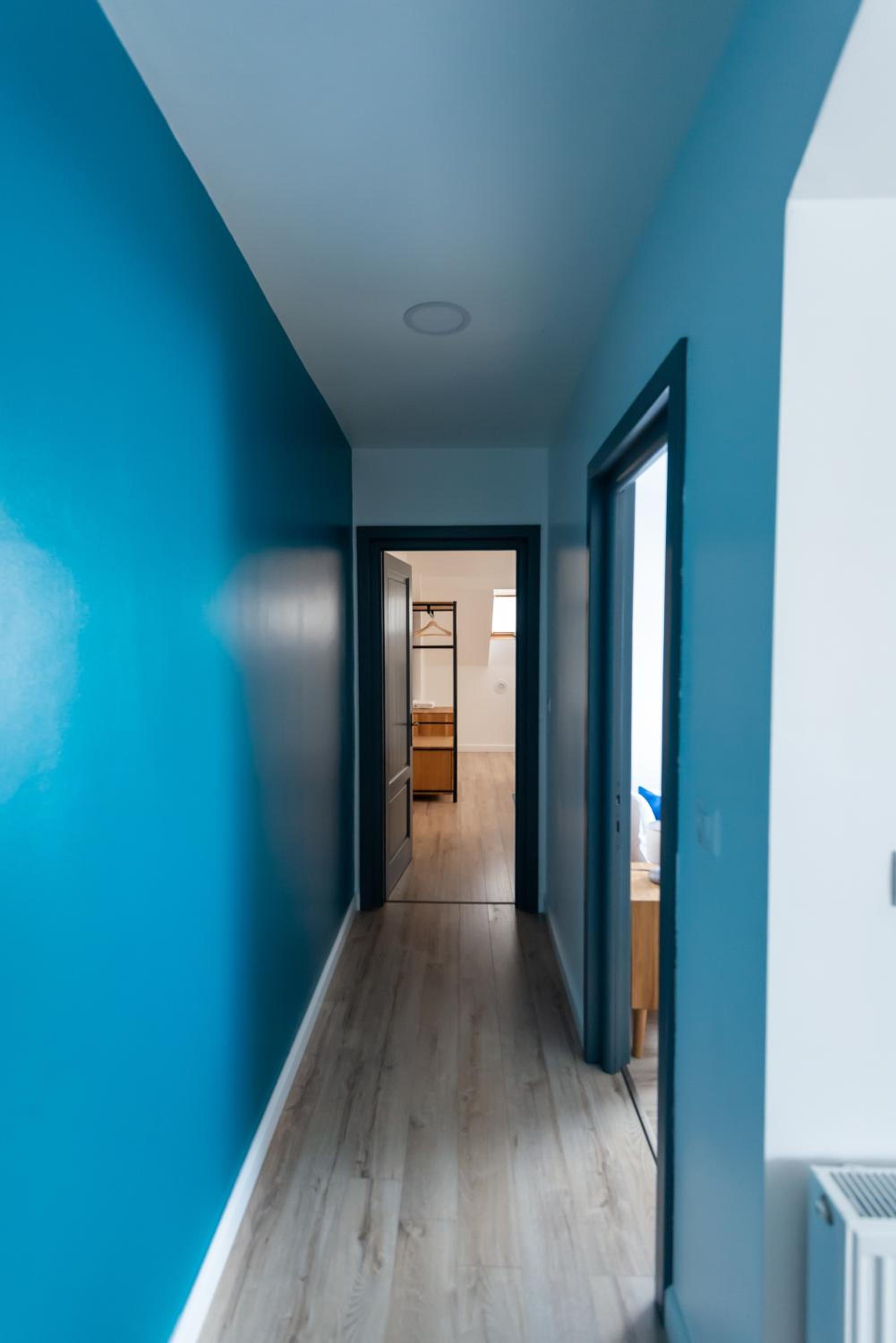 Two-Bedroom Apartment - Photo 13