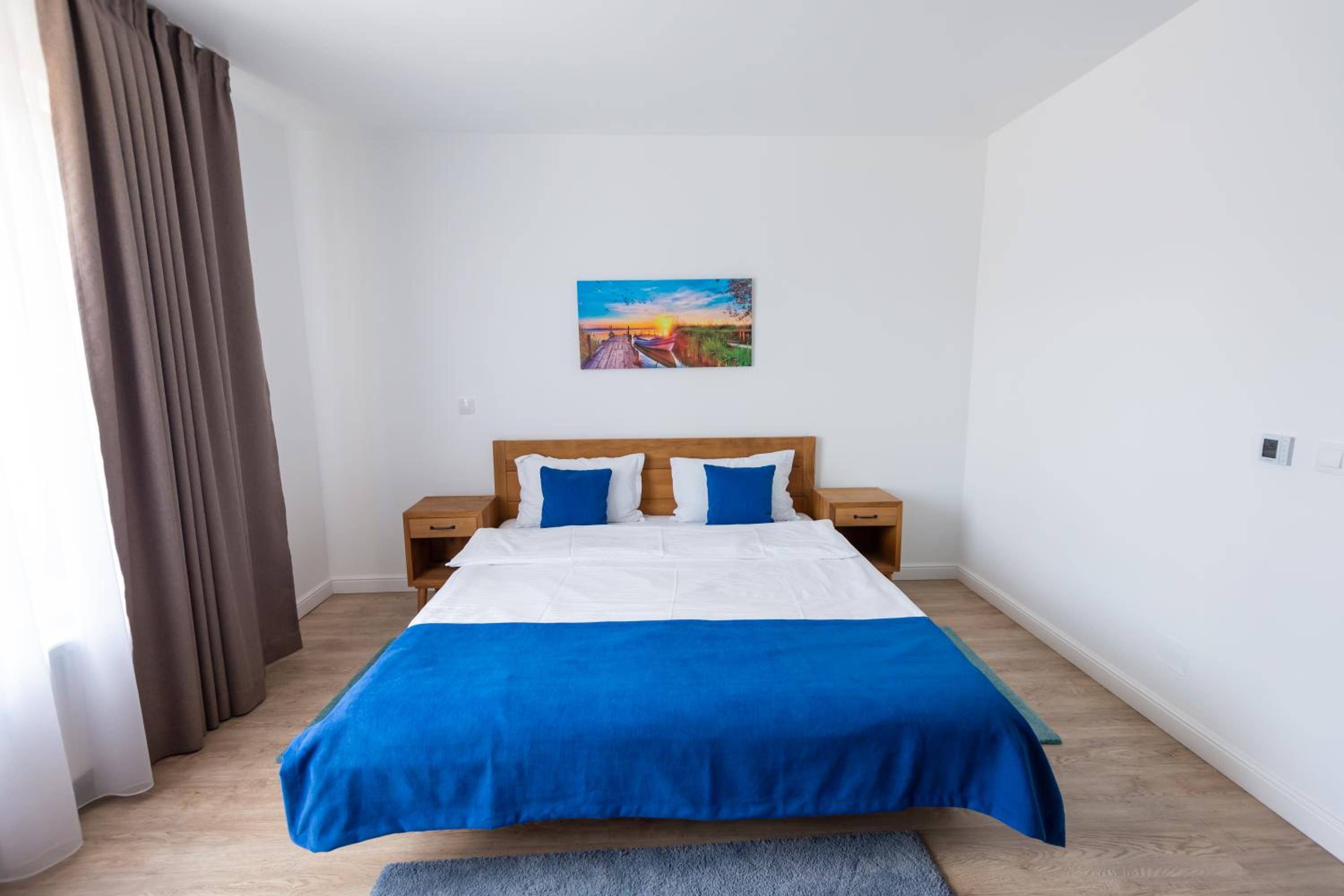 Superior King Room - Photo 19