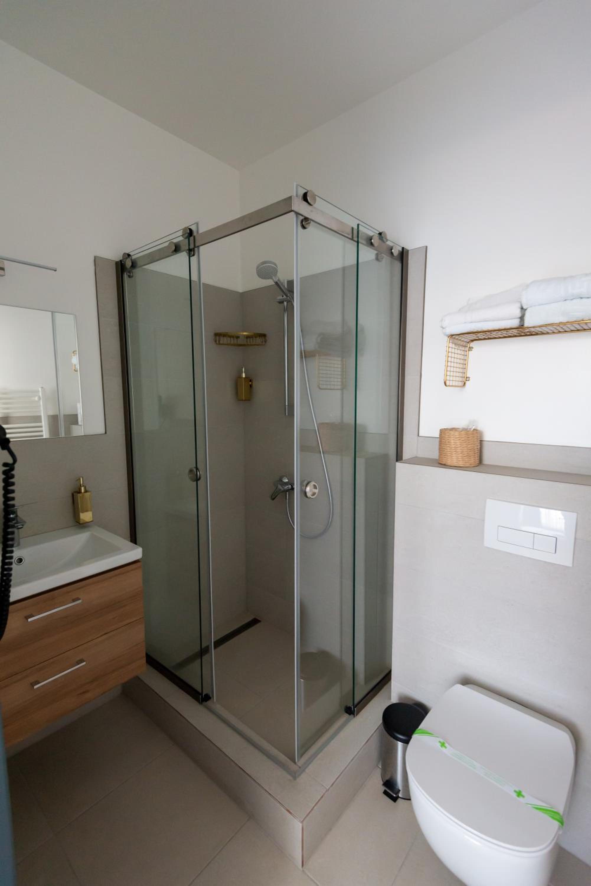 Superior Double Room - Photo 12