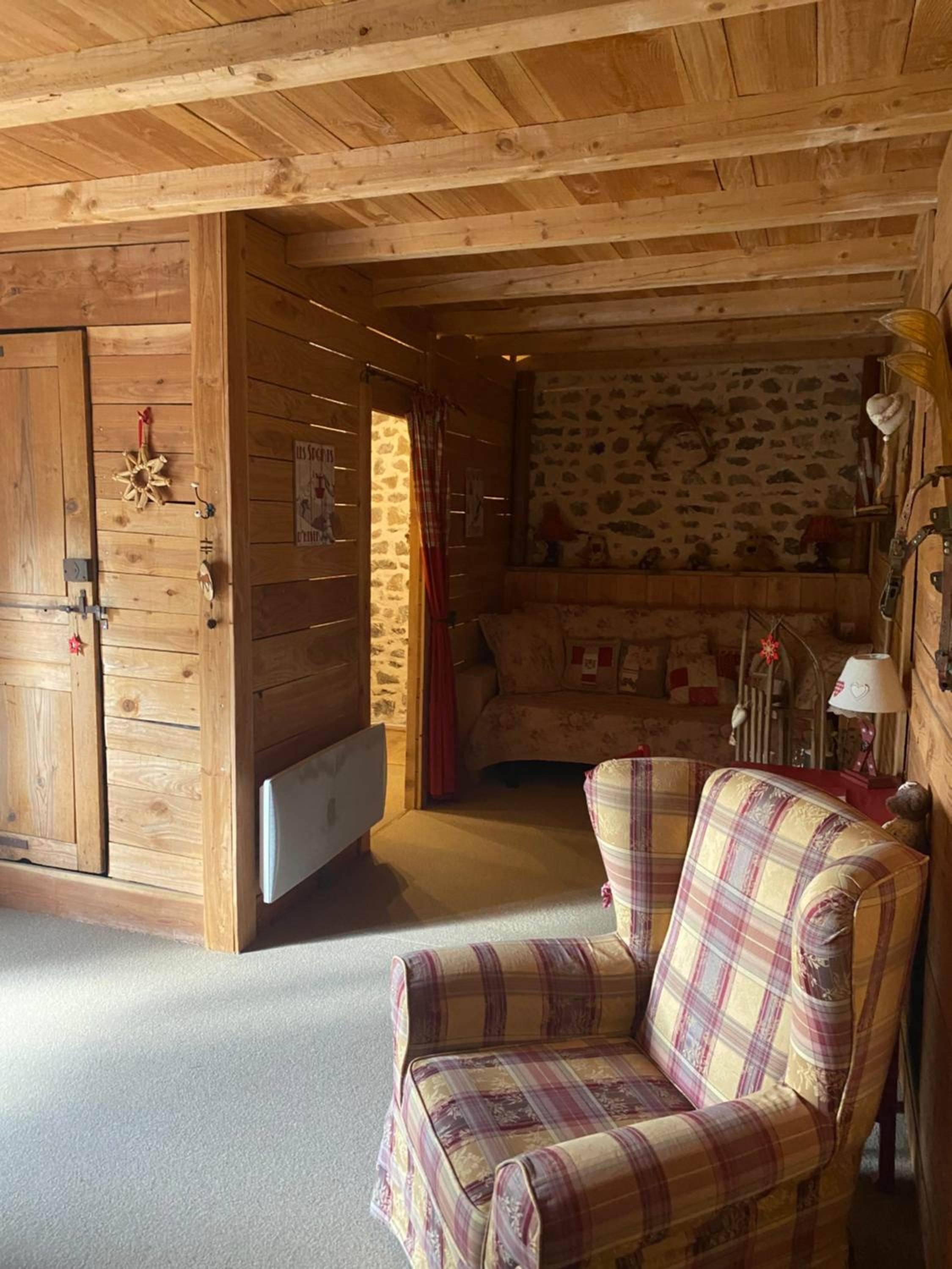 Standard Triple Room - Photo 2
