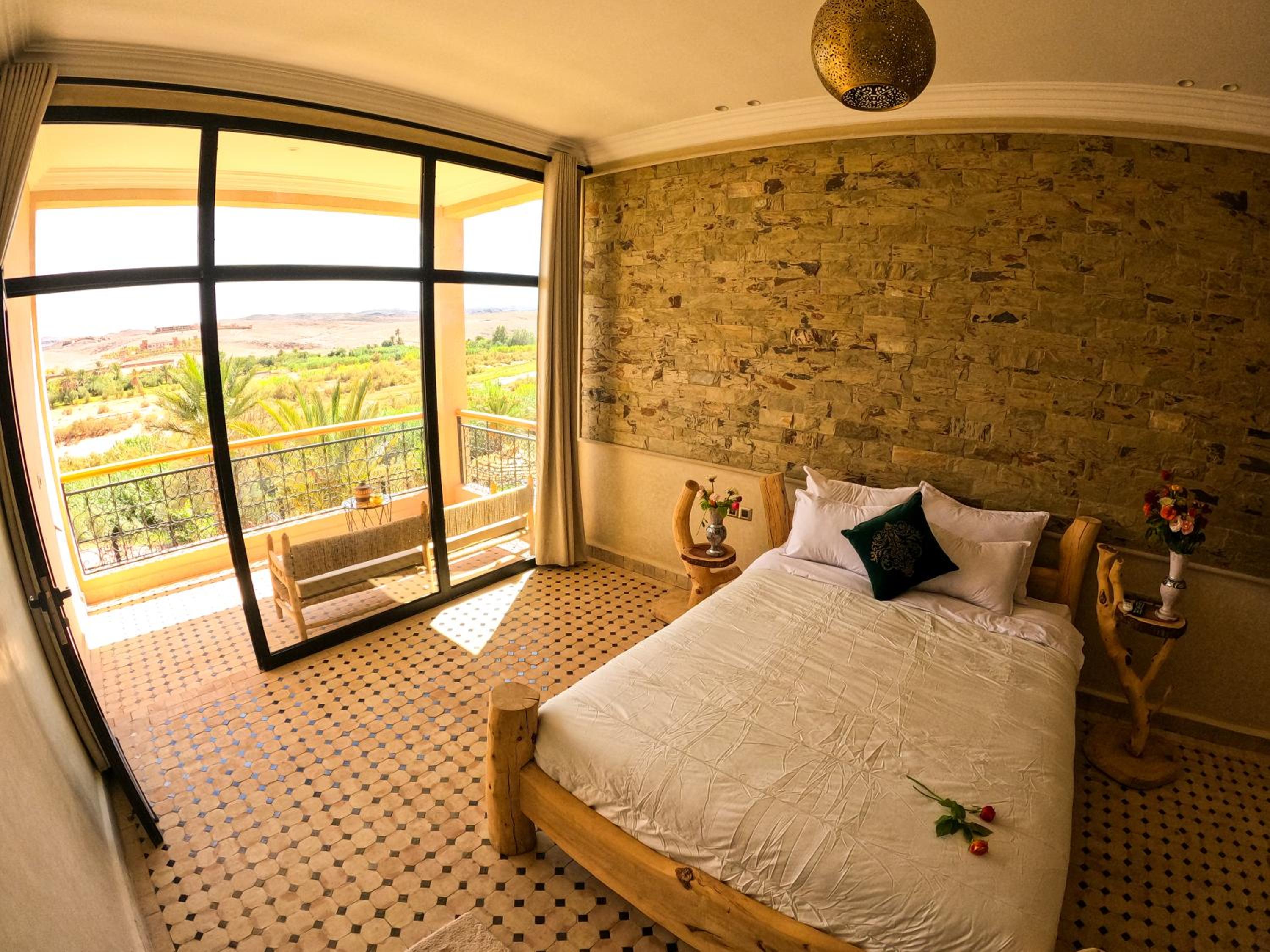 Double Room with Pool View photo 1