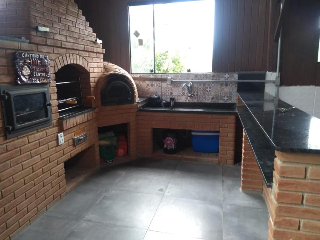 Three-Bedroom House photo 3