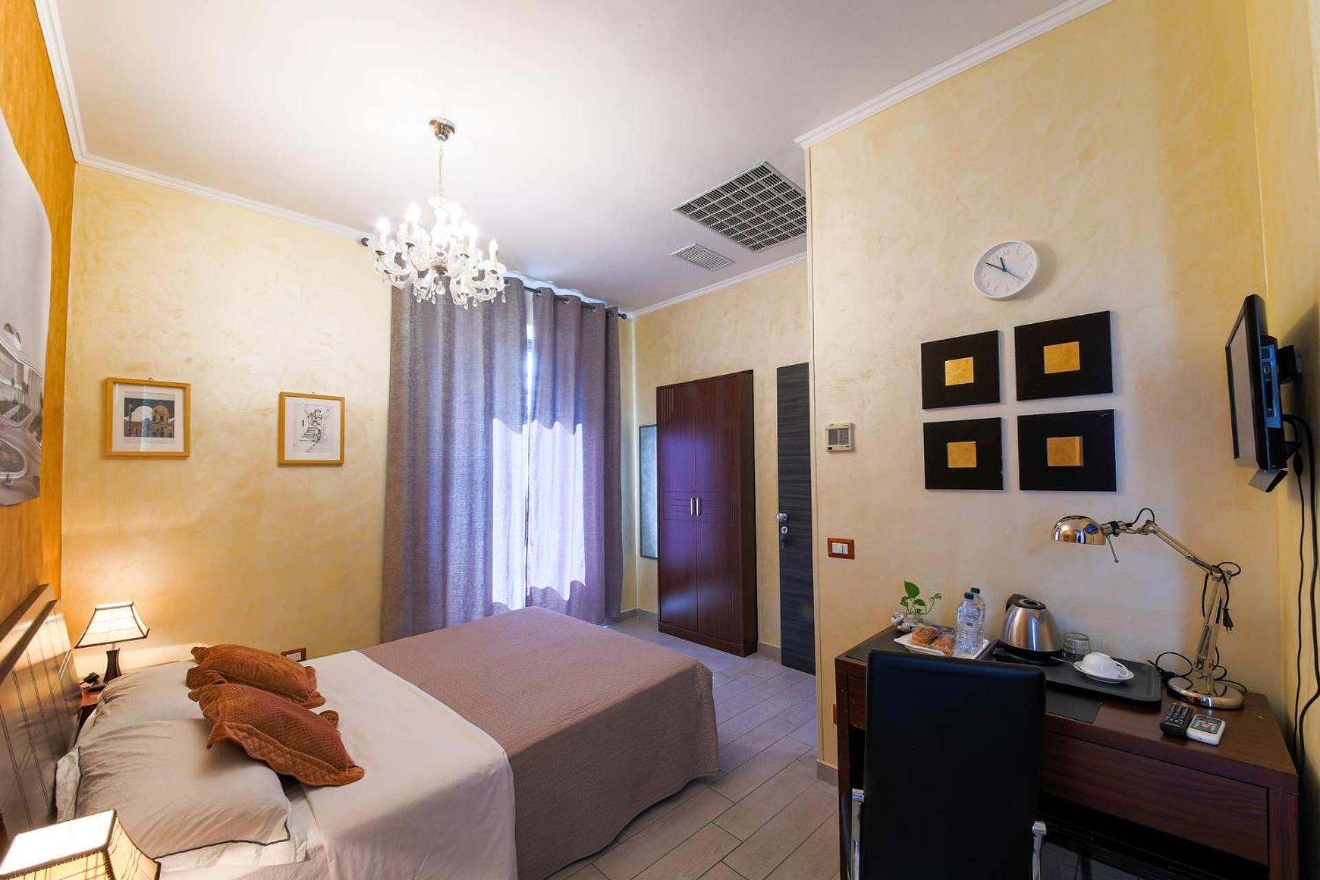 Superior King Room photo 2
