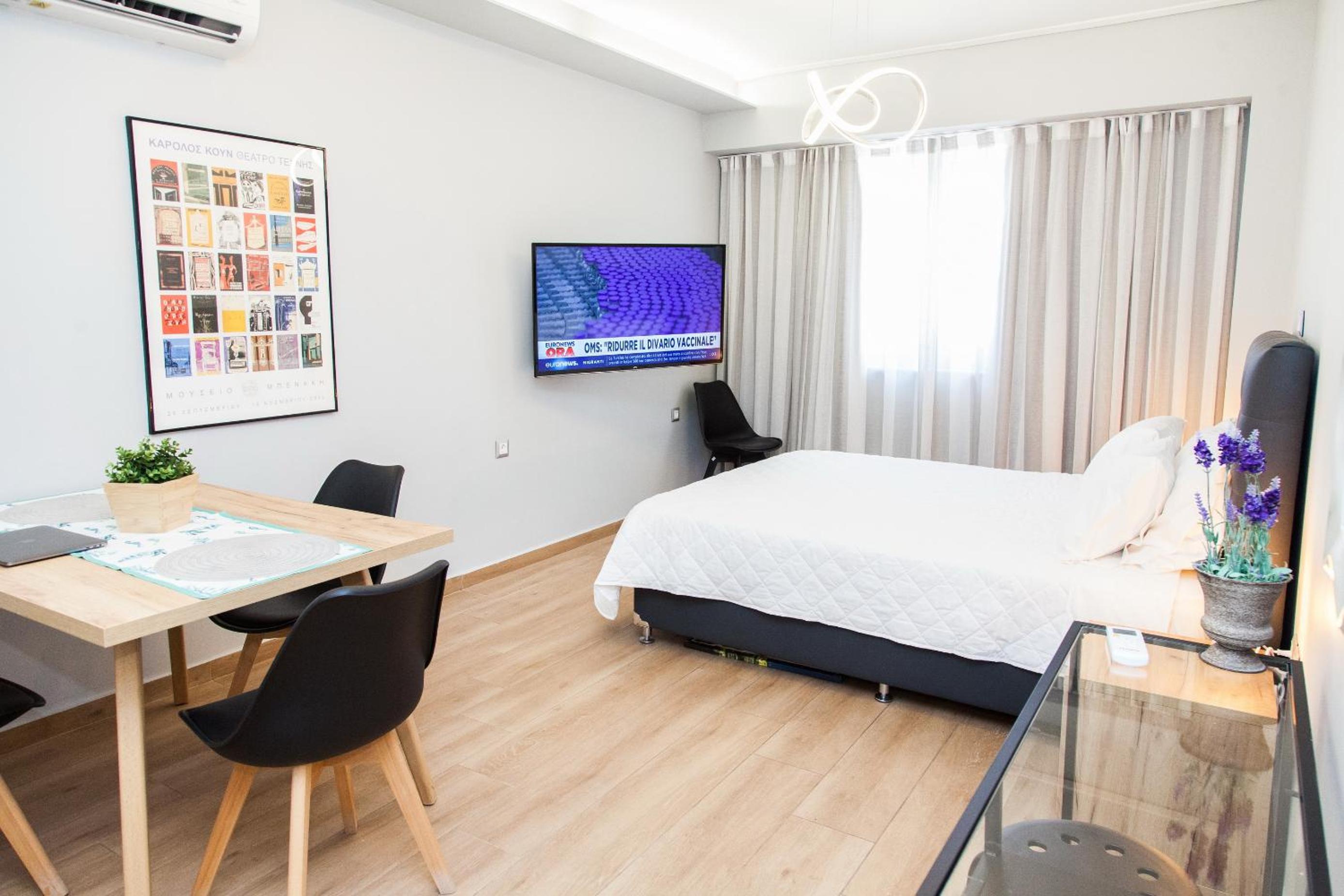 One-Bedroom Apartment