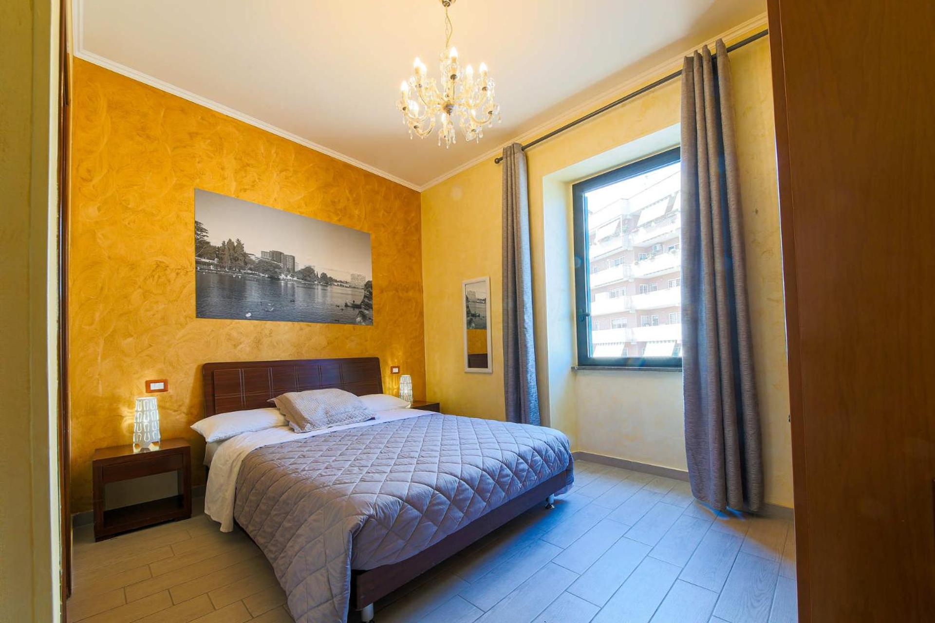 Large Double Room photo 1