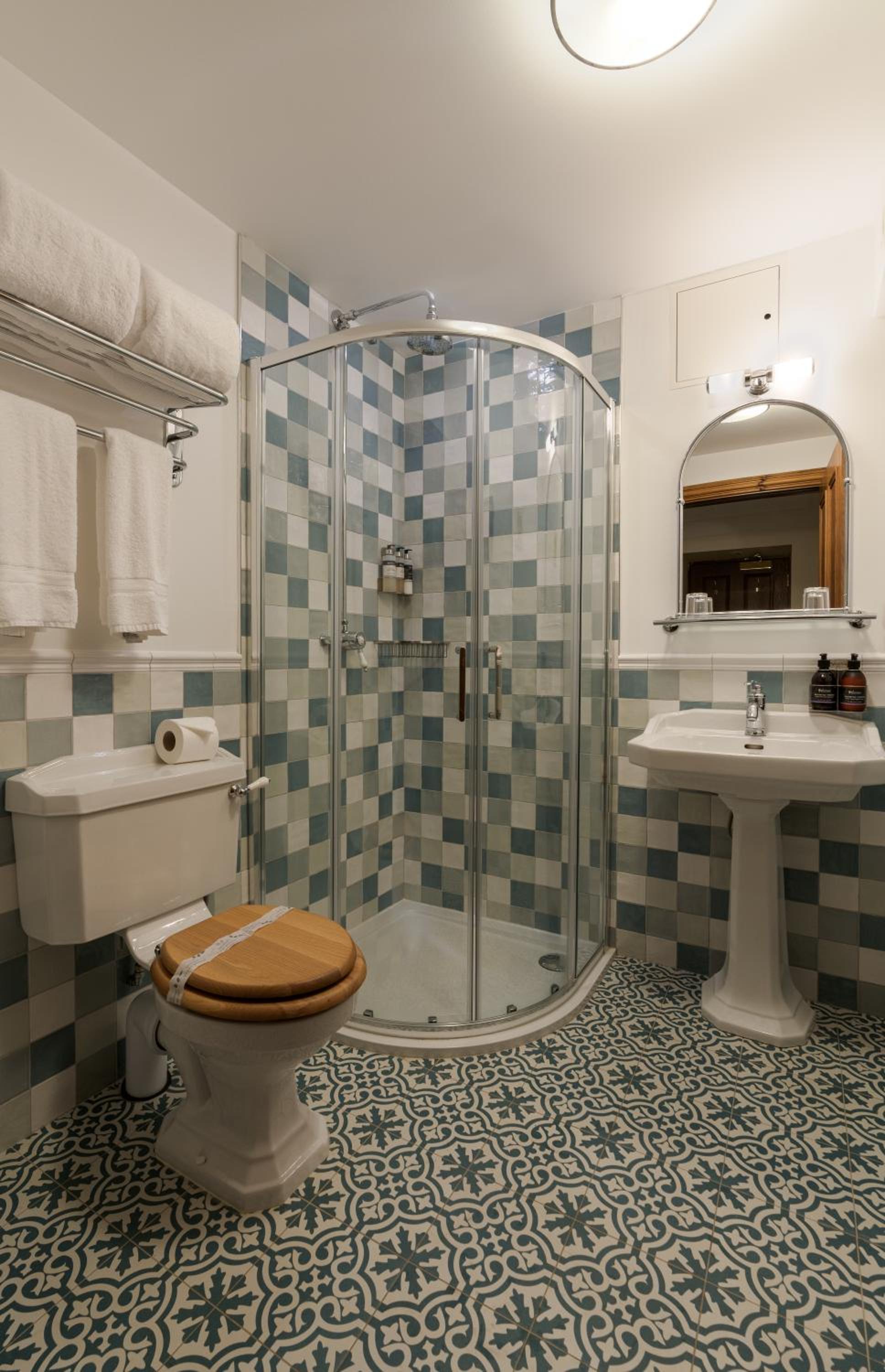 King Room with Lake View photo 3