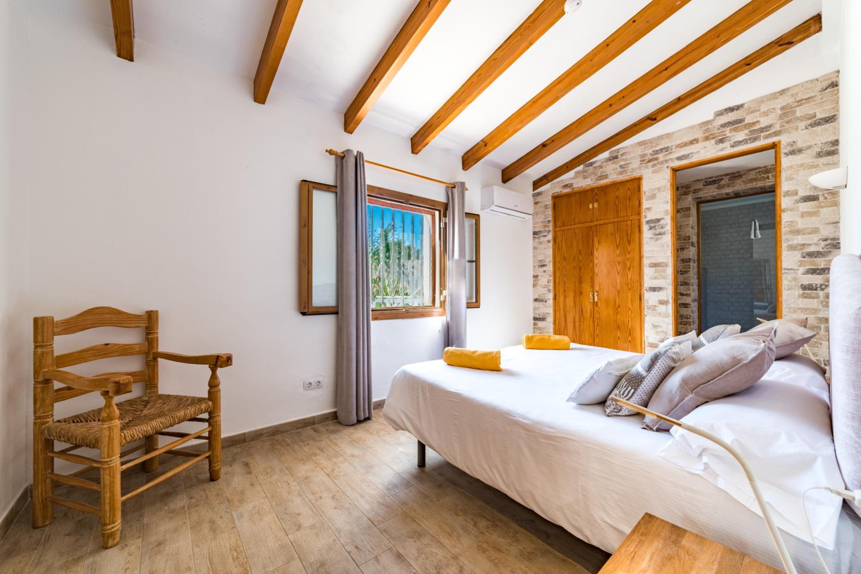 Apartamento de Dos Habitaciones con Terraza