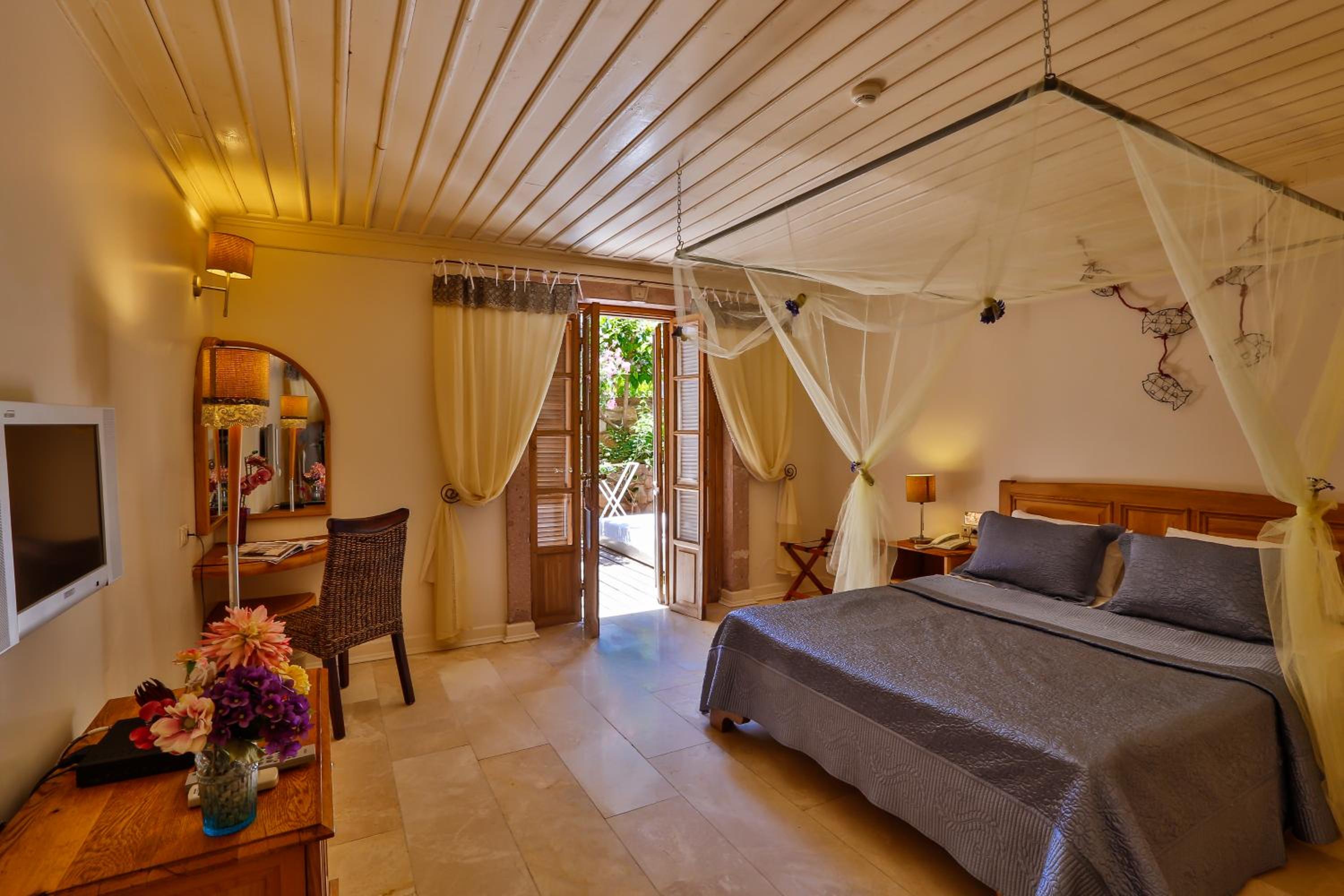 Double Room with Terrace photo 3