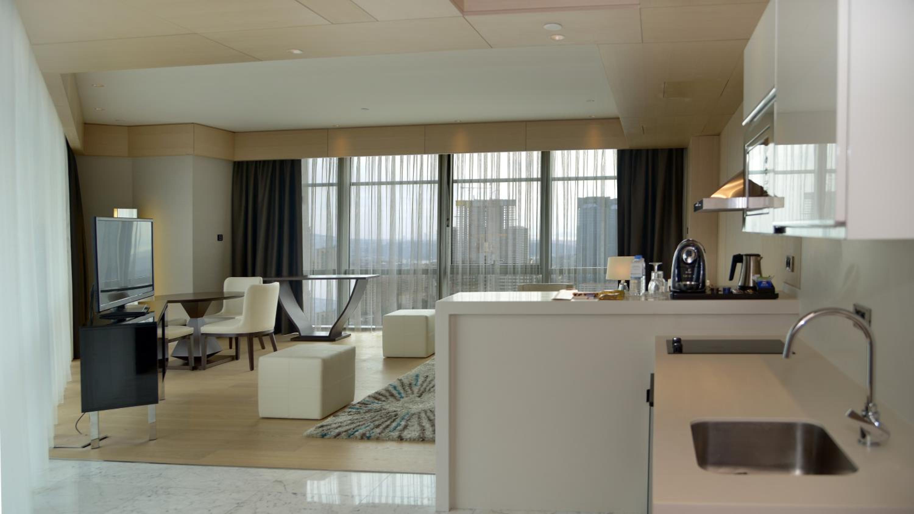 Family Two Bedroom Suite with Partial Sea View & Kitchenette