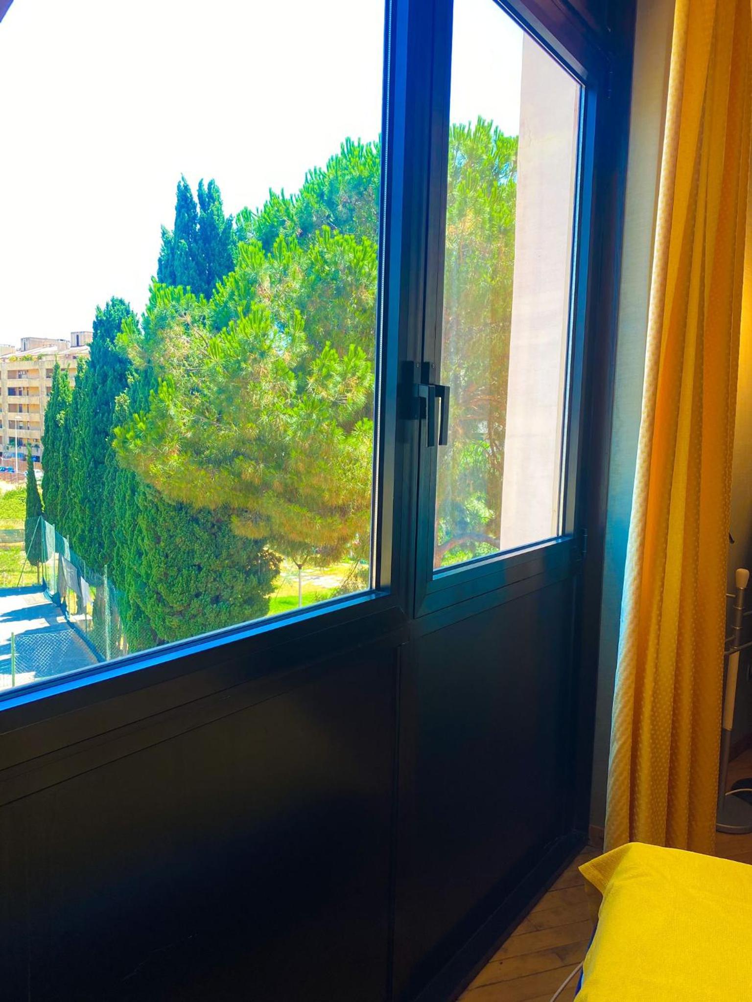Studio Apartment - Photo 18