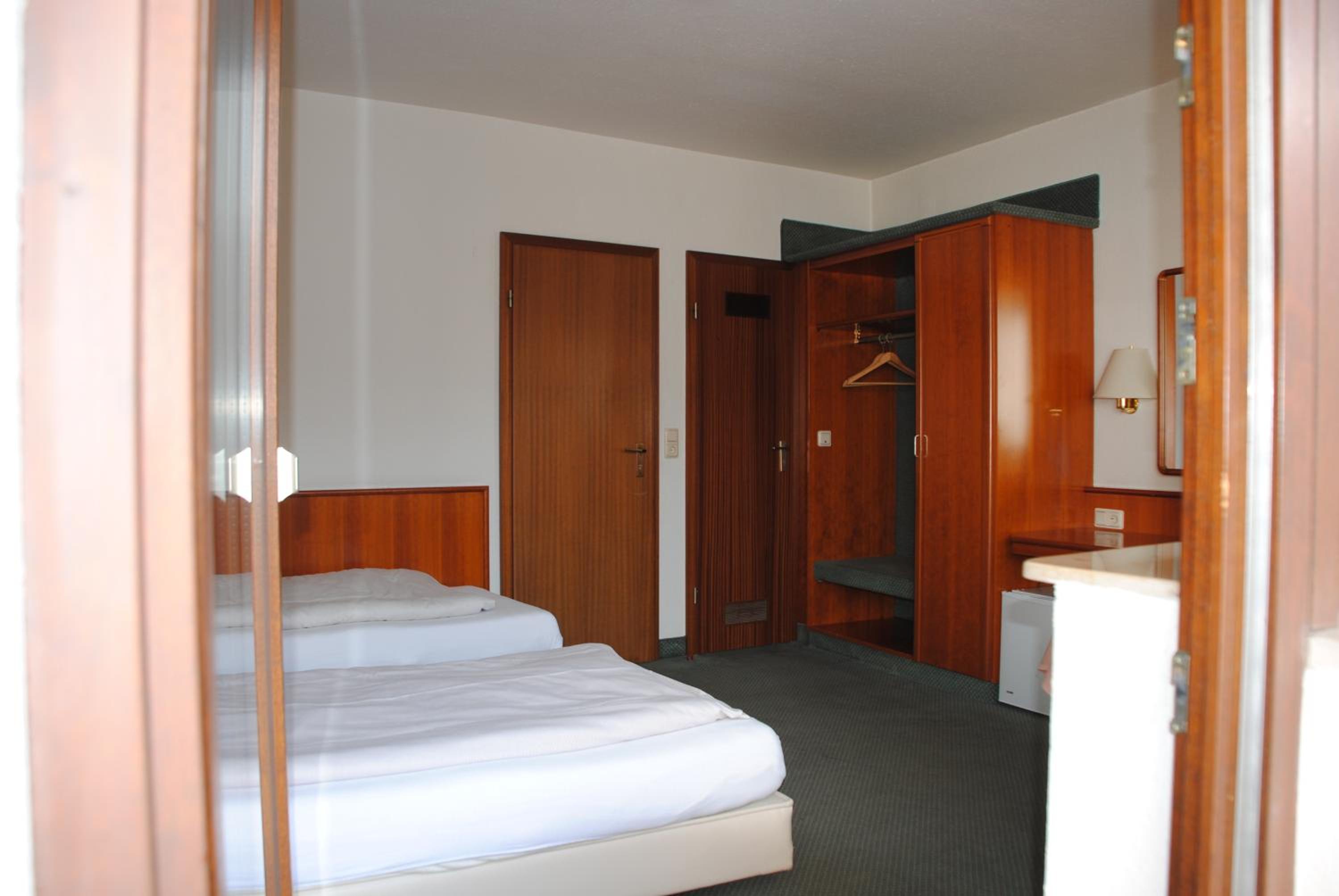 Double Room - Photo 2