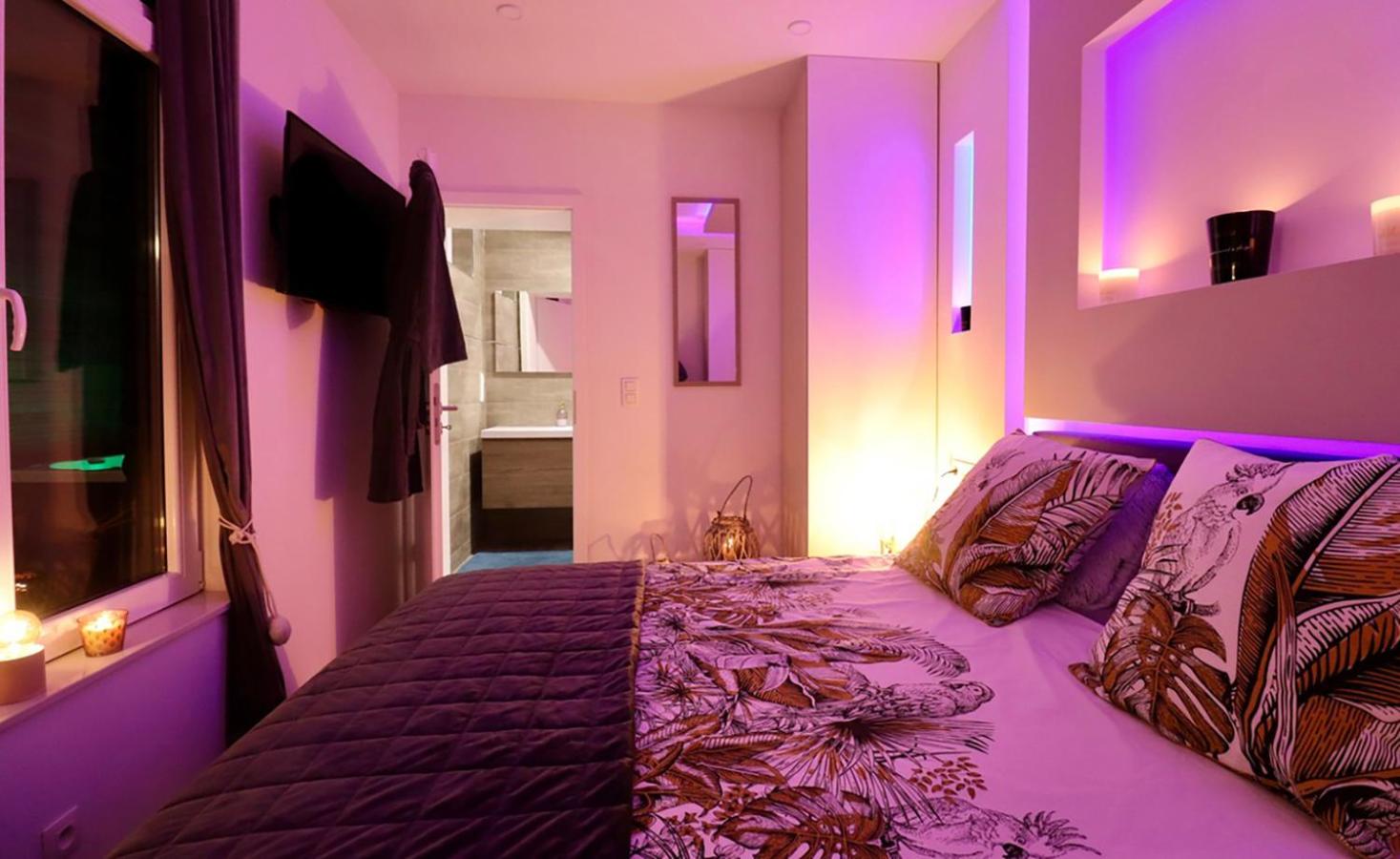 One-Bedroom Apartment - Photo 12