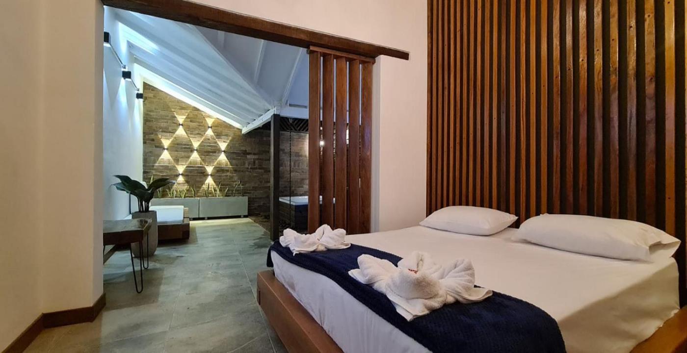 Suite with Spa Bath
