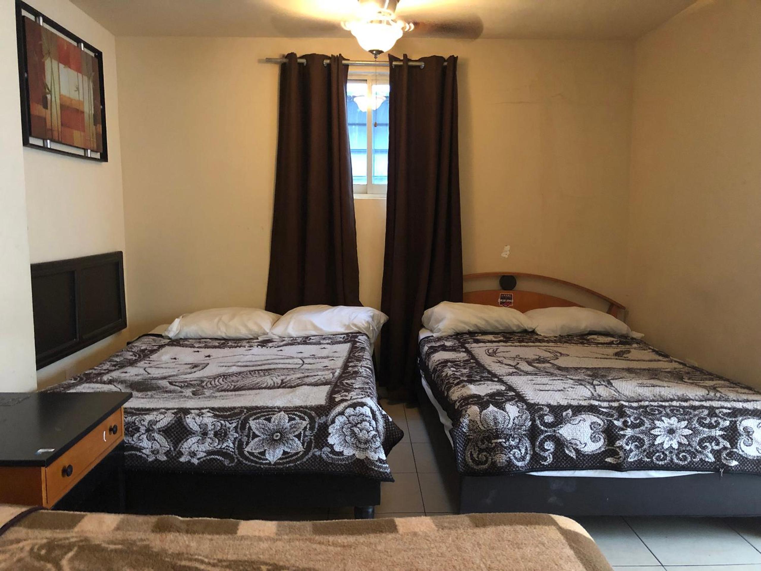Deluxe Family Room - Photo 11