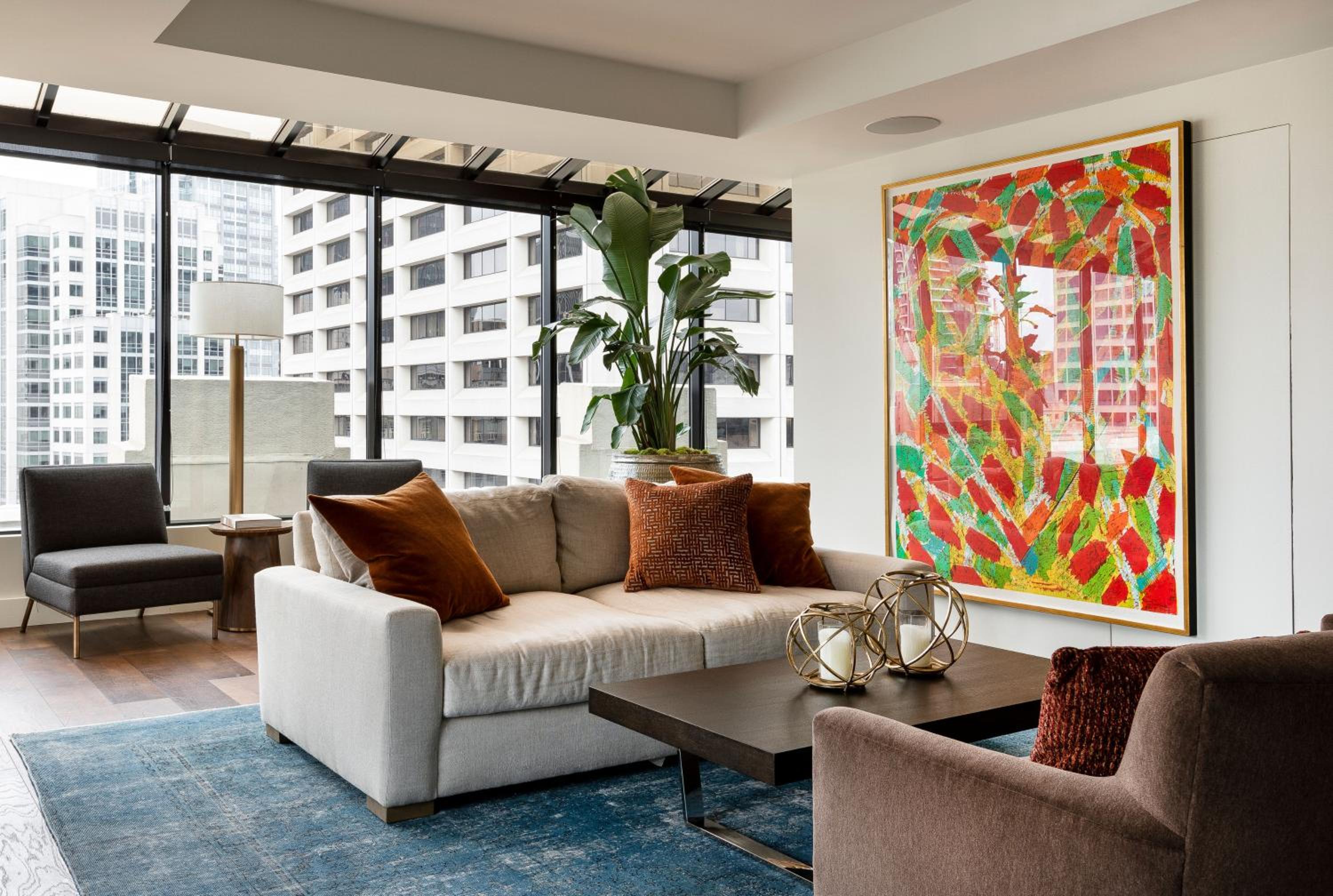 The Roosevelt Suite thumbnail 6