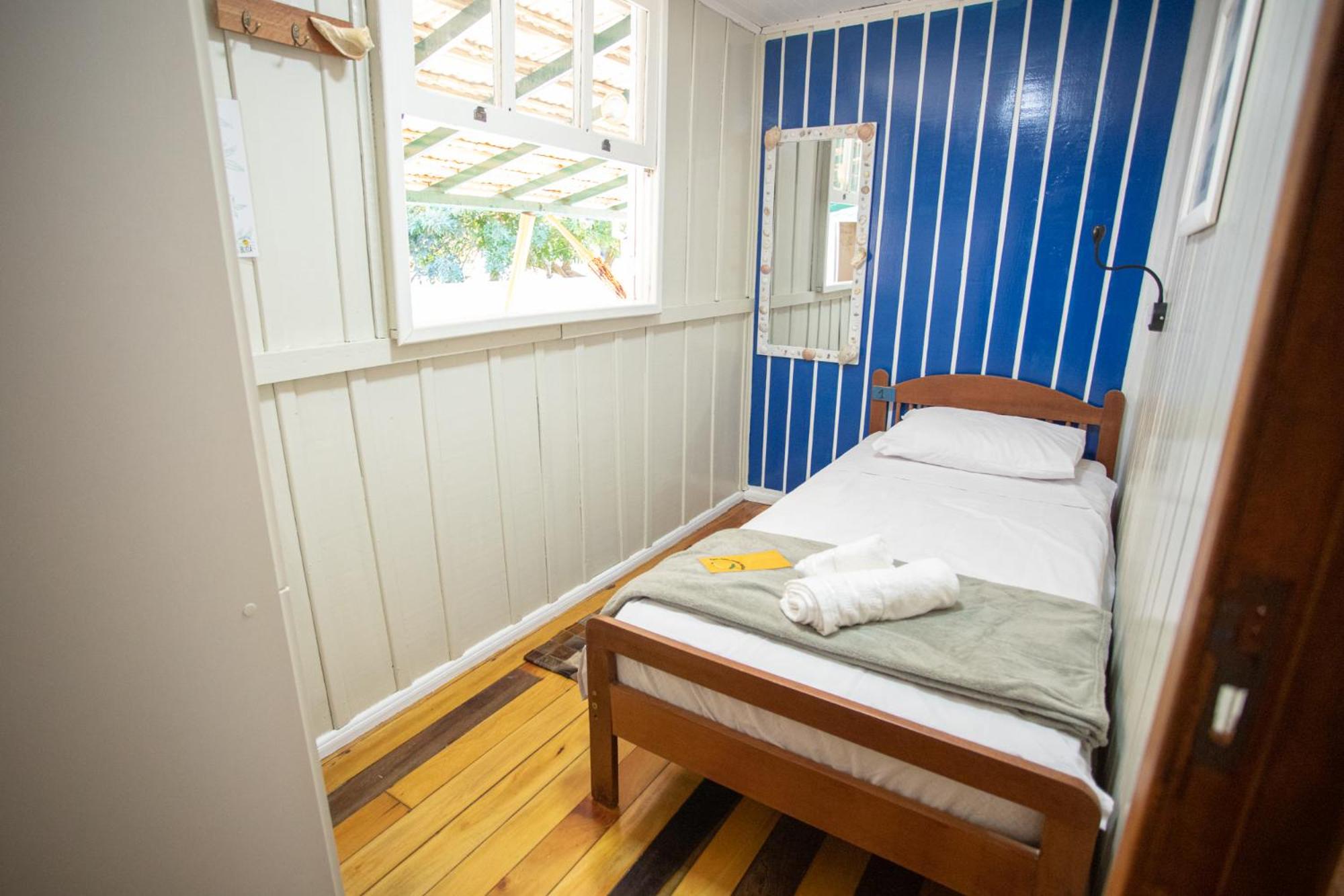Standard Single Room with Shared Bathroom photo 3