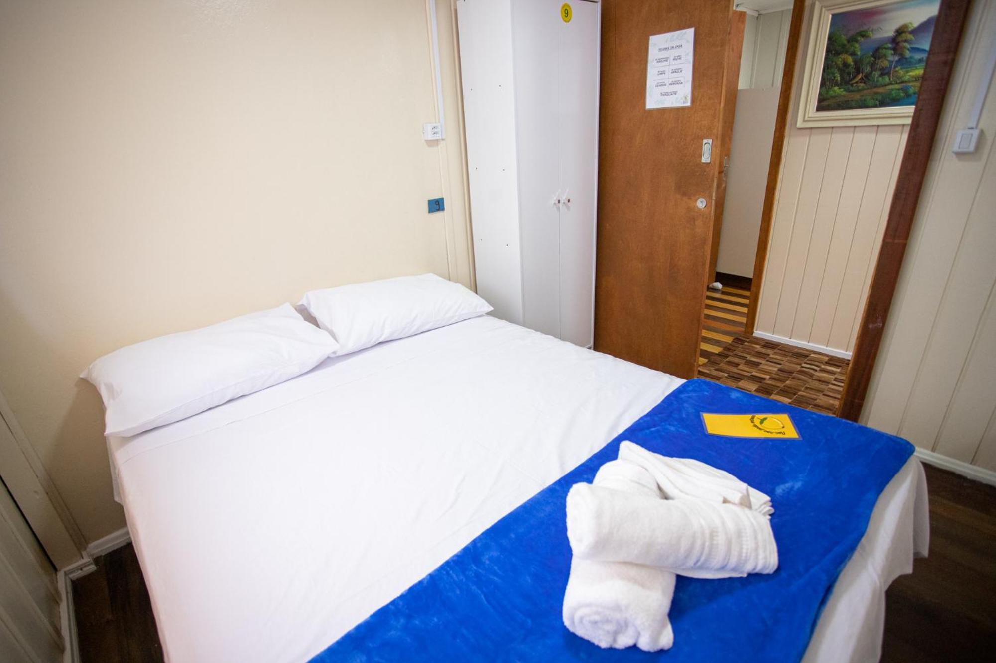 Standard Double Room with Shared Bathroom photo 2