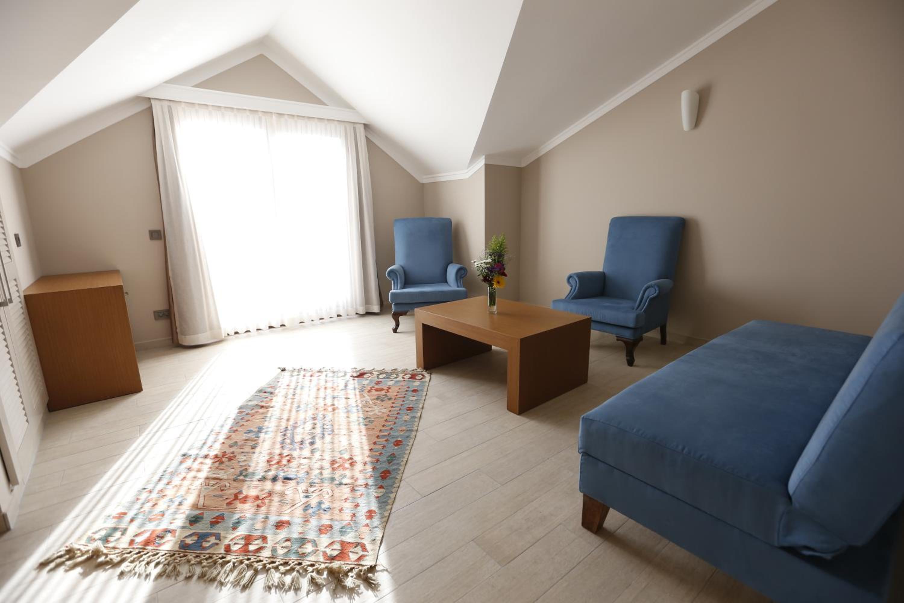 Suite photo 1