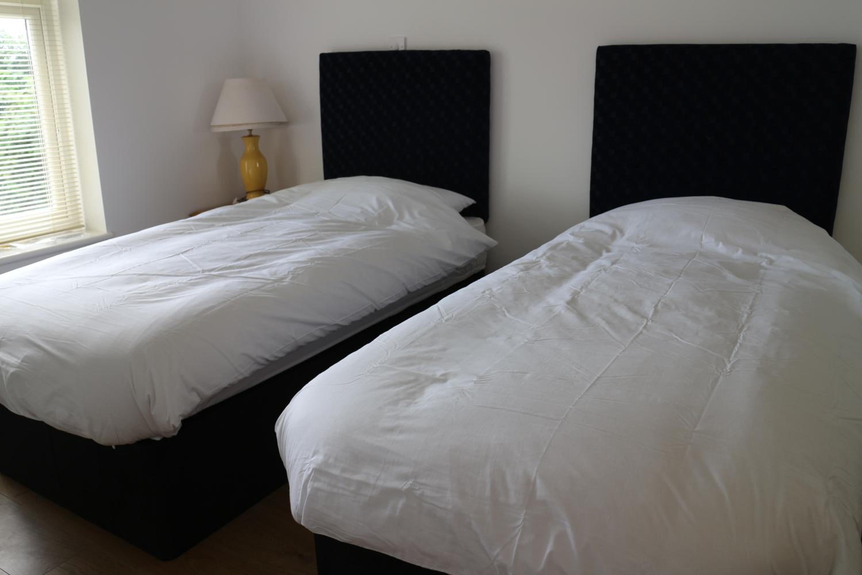 Double Room with Private Bathroom - Photo 1