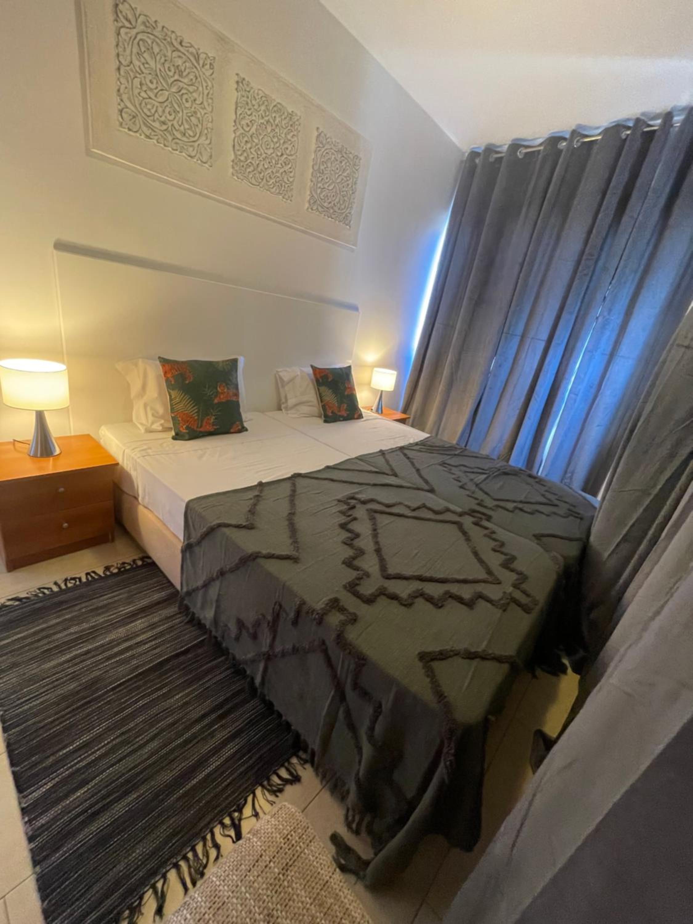 Two-Bedroom Apartment - Photo 9
