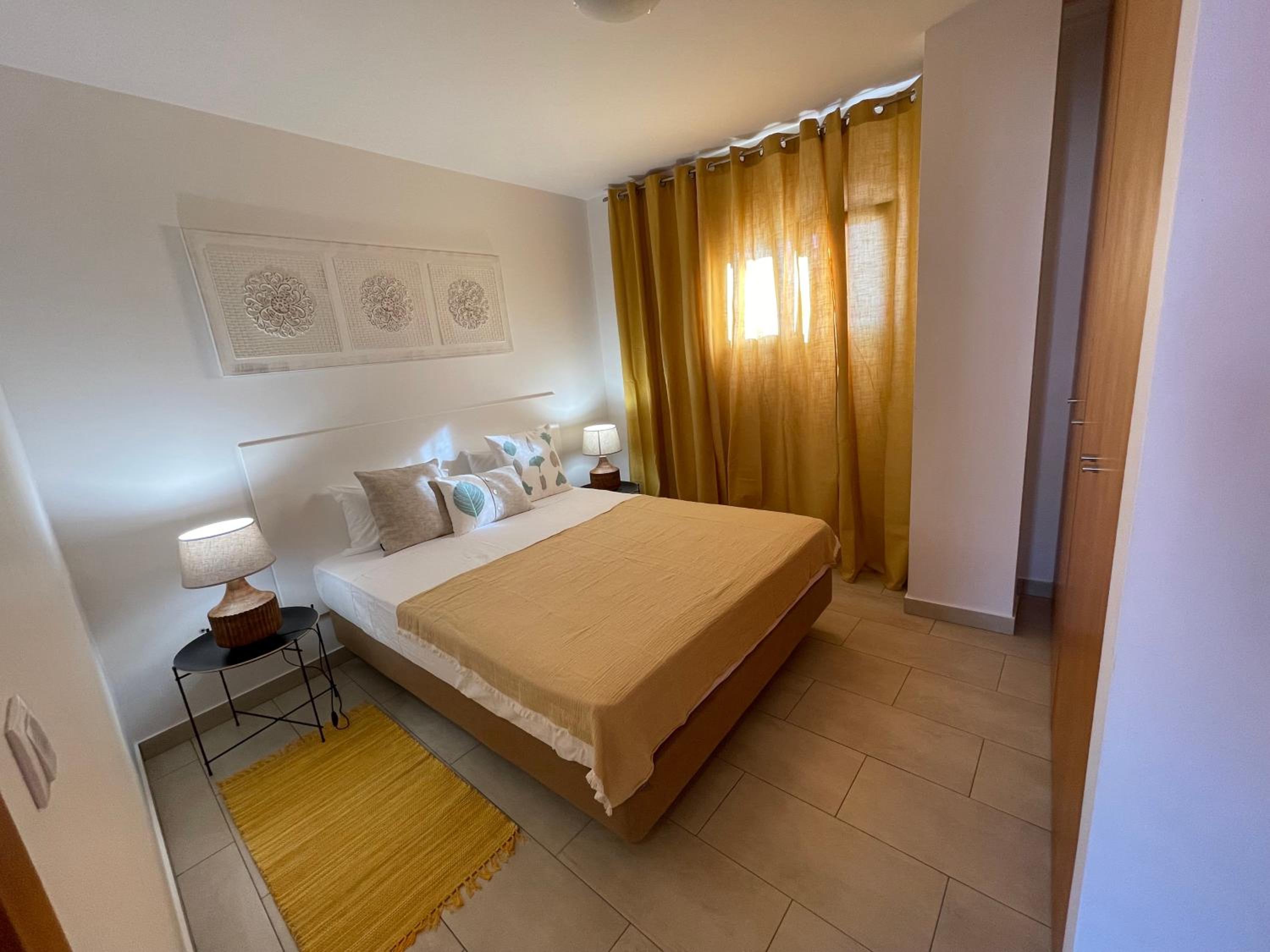 Two-Bedroom Apartment - Photo 3