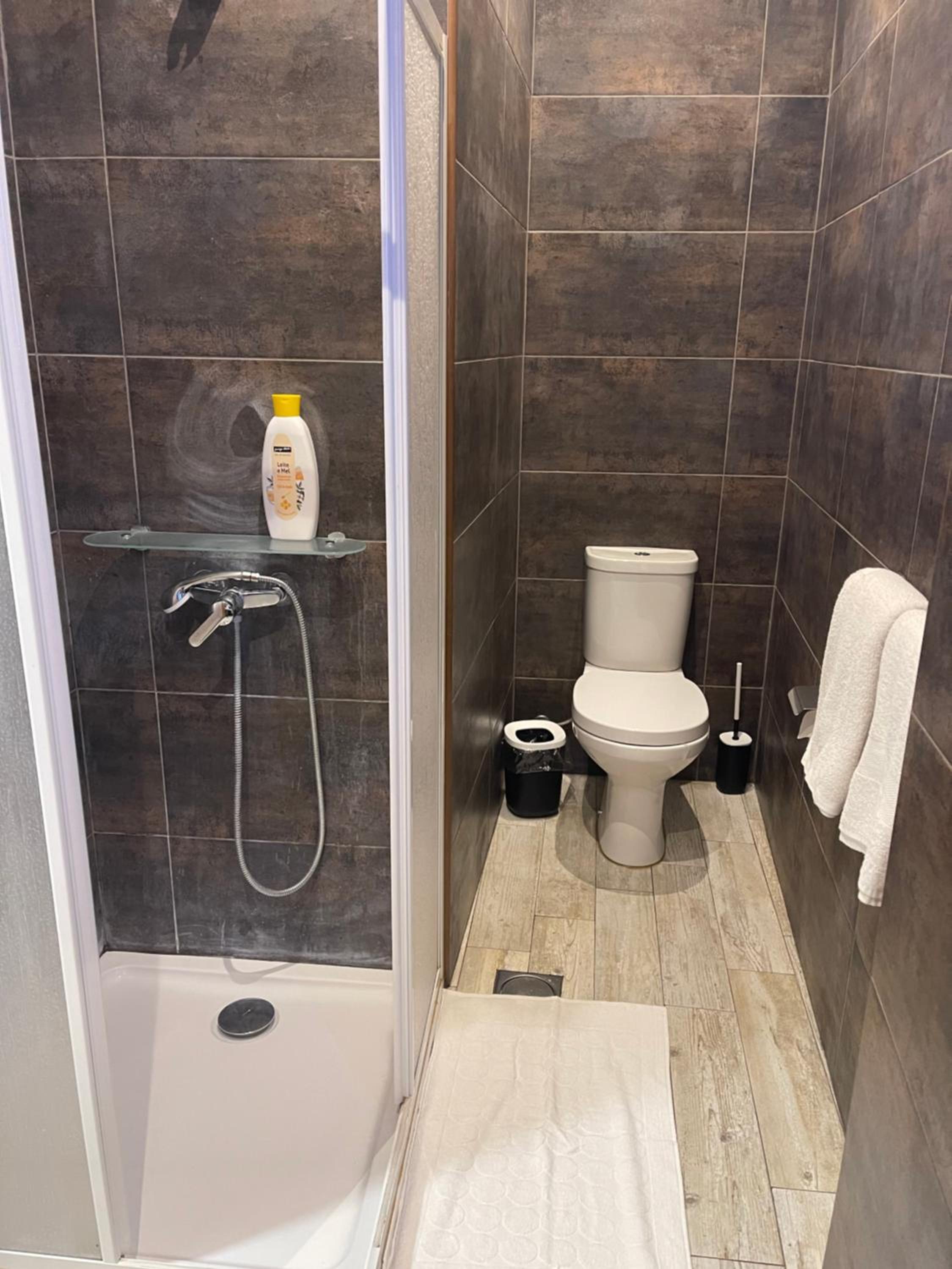 Studio (2 Adults) - Photo 21