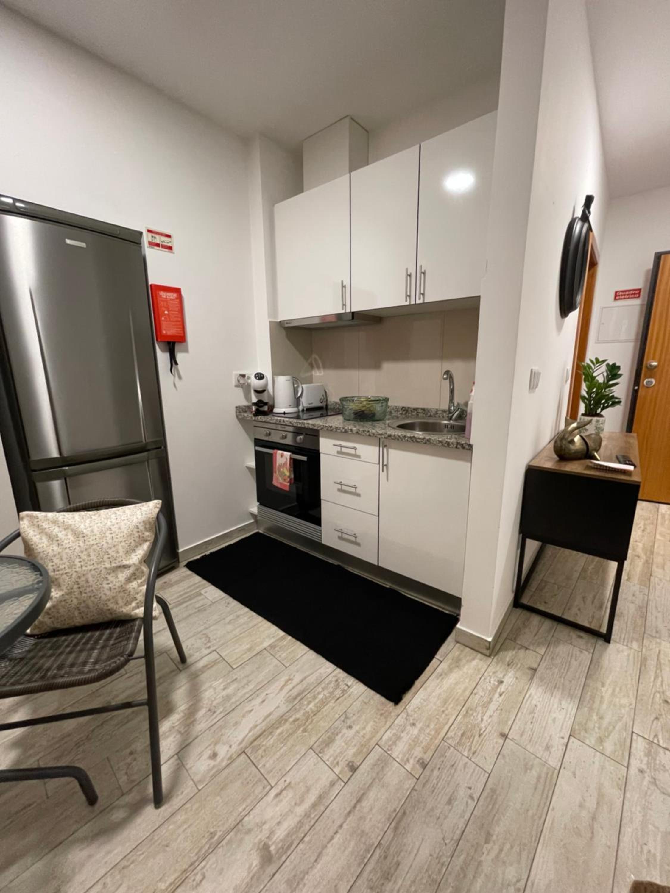 Studio (2 Adults) - Photo 6