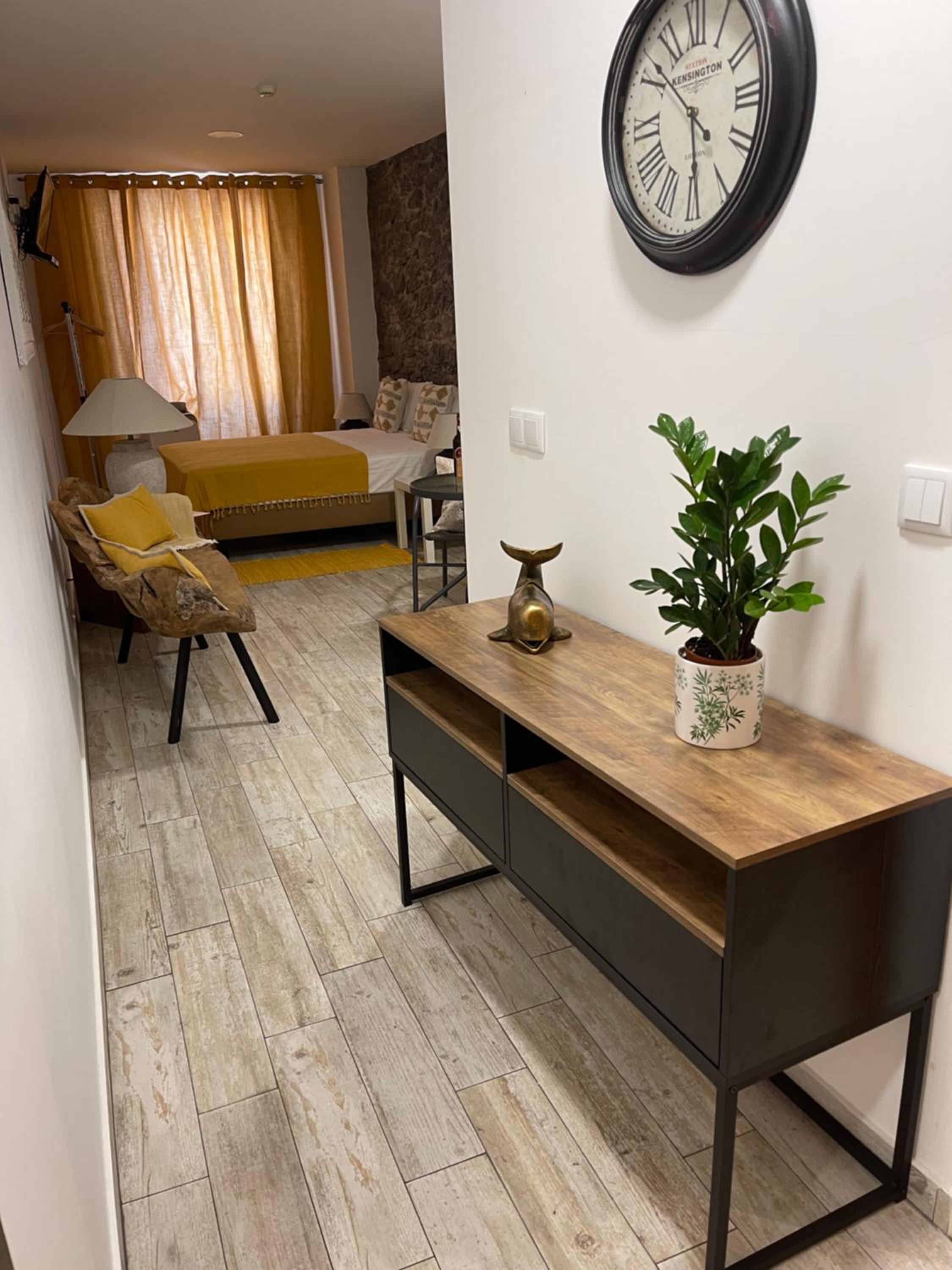 Studio (2 Adults) - Photo 8