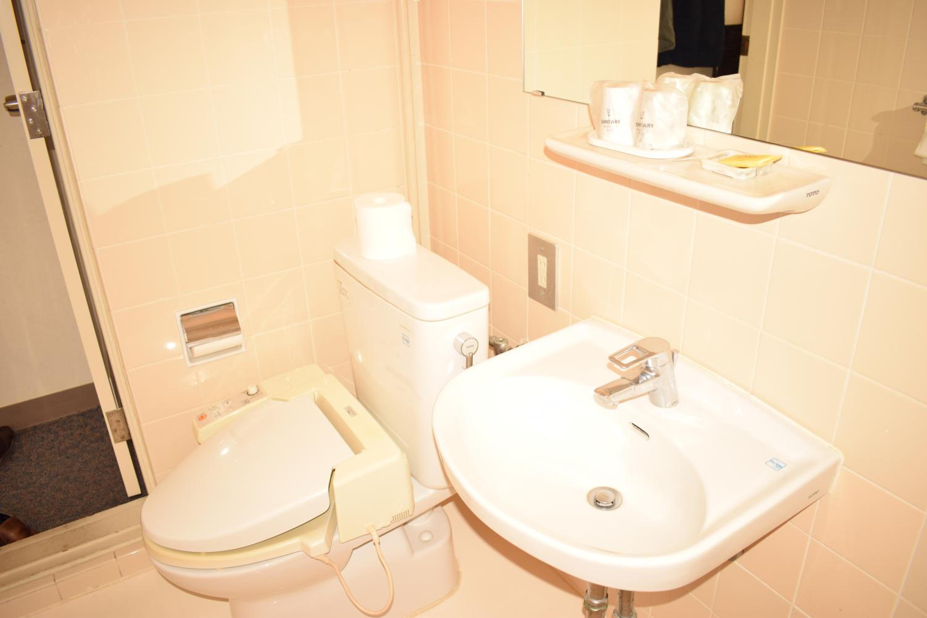 Economy Double Room - Non-Smoking photo 3