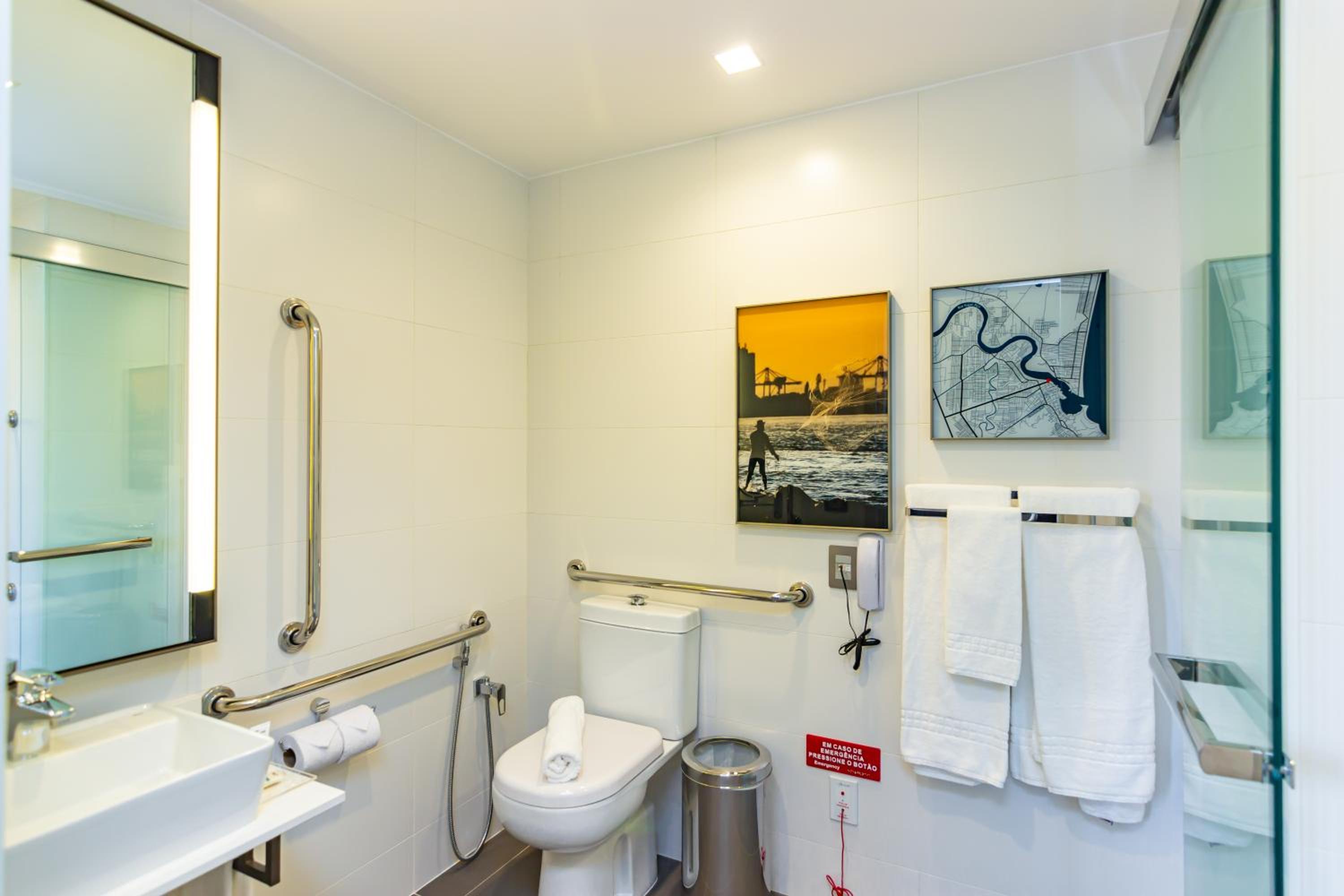 Adapted Superior Apartment