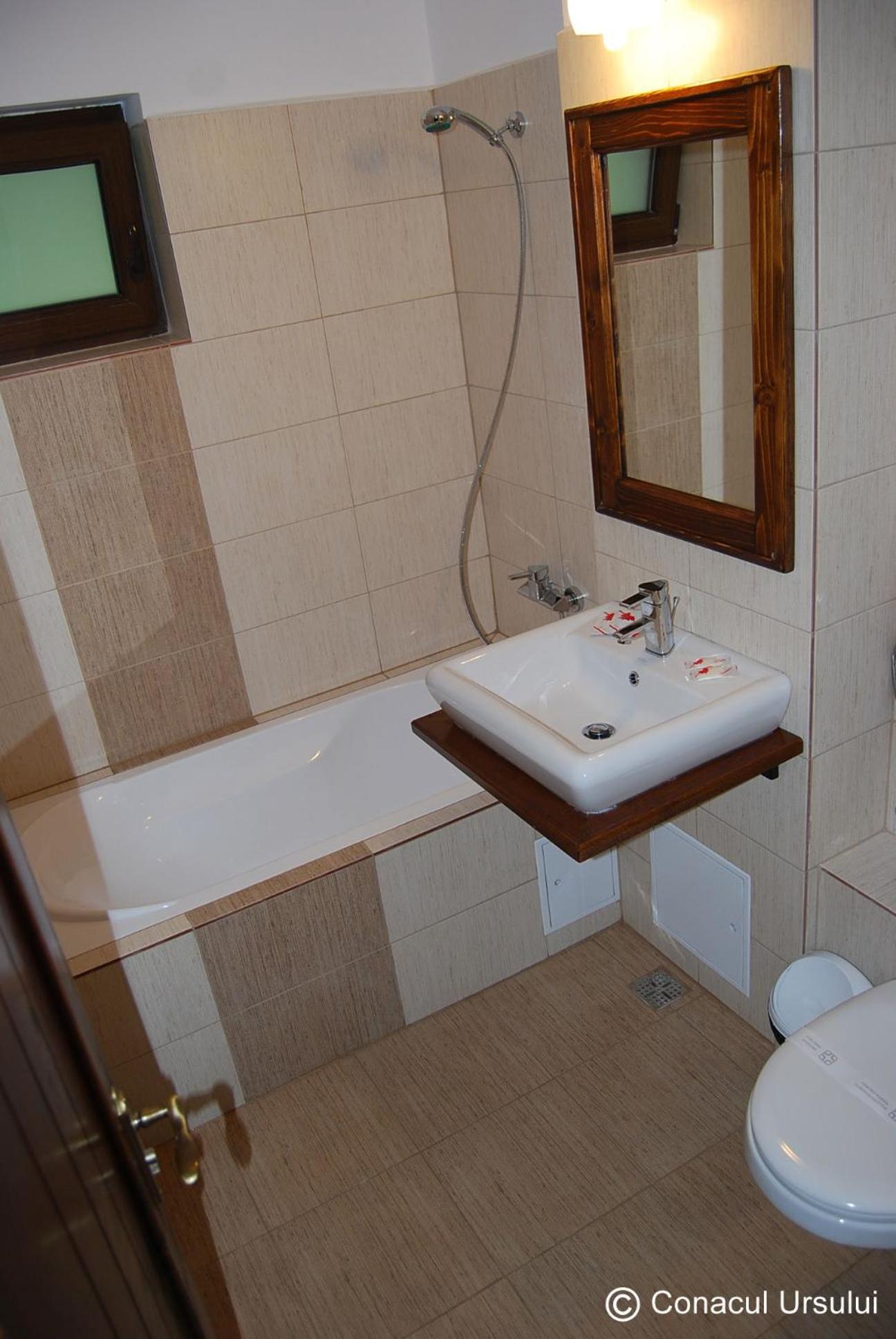 Twin Room - Photo 4