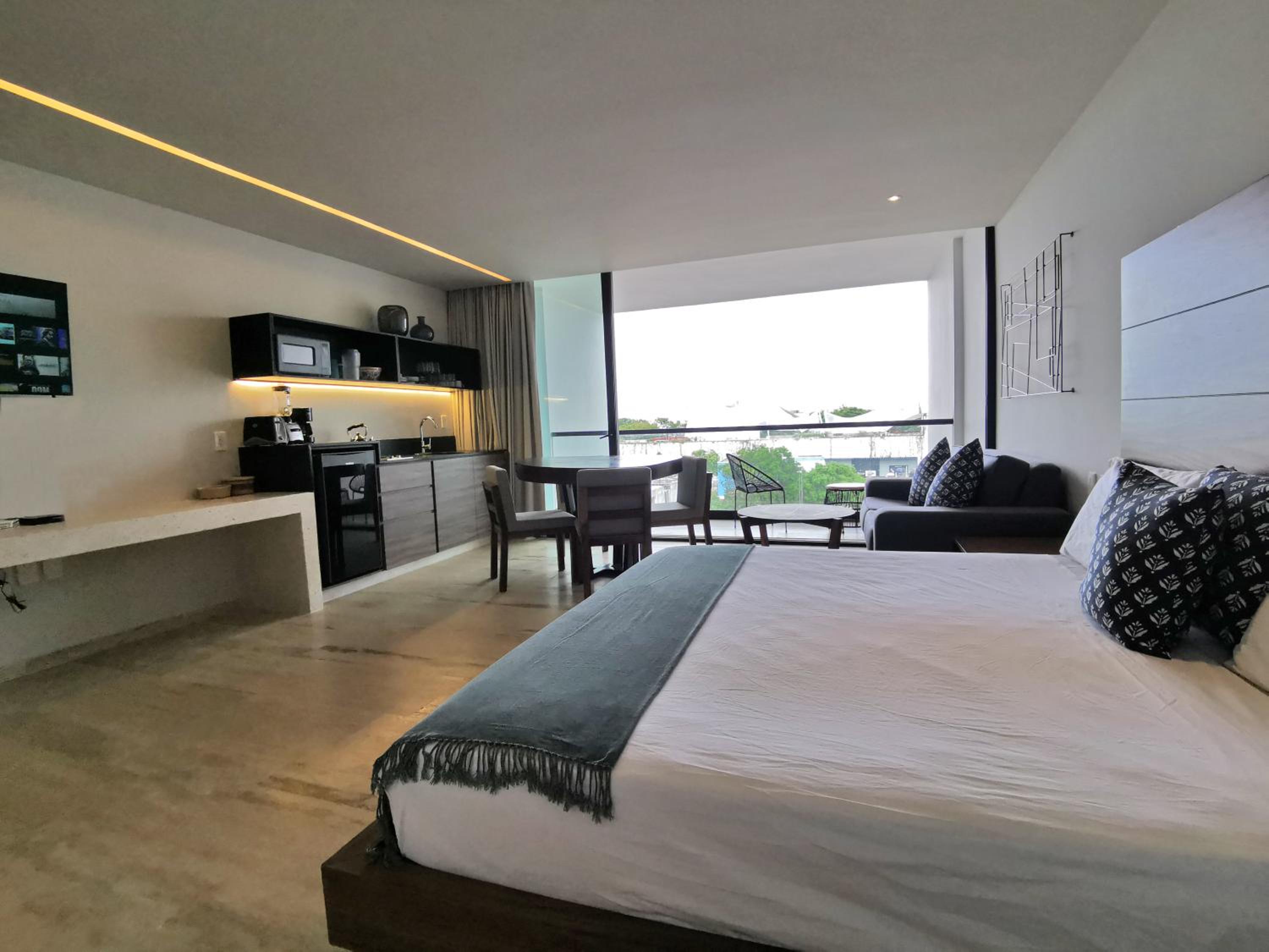 Suite de lujo con vista parcial al mar