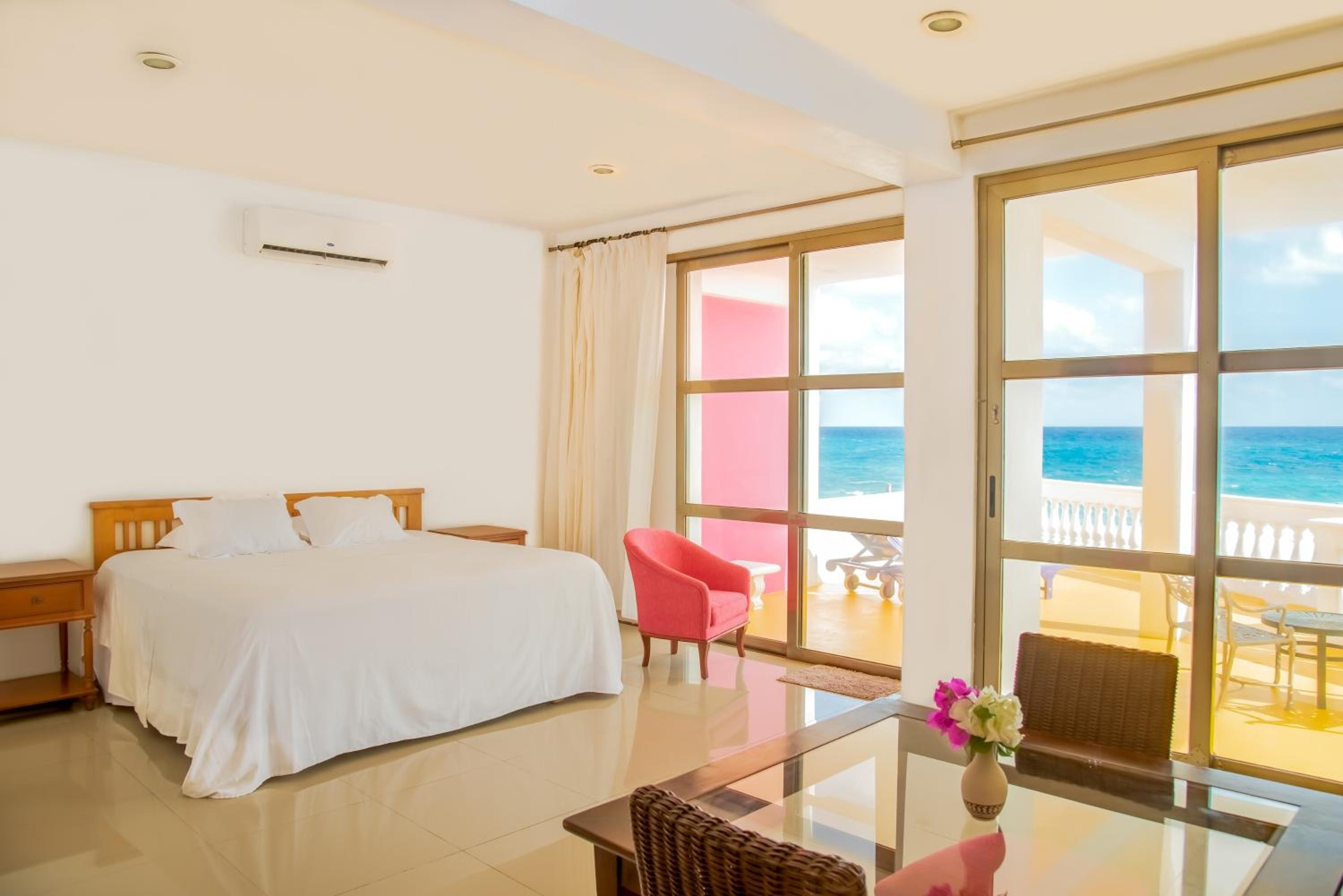 King Suite with Sea View photo 1
