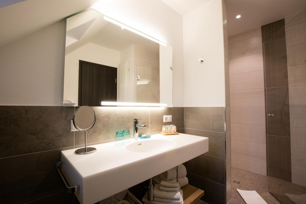 Budget Double Room photo 1