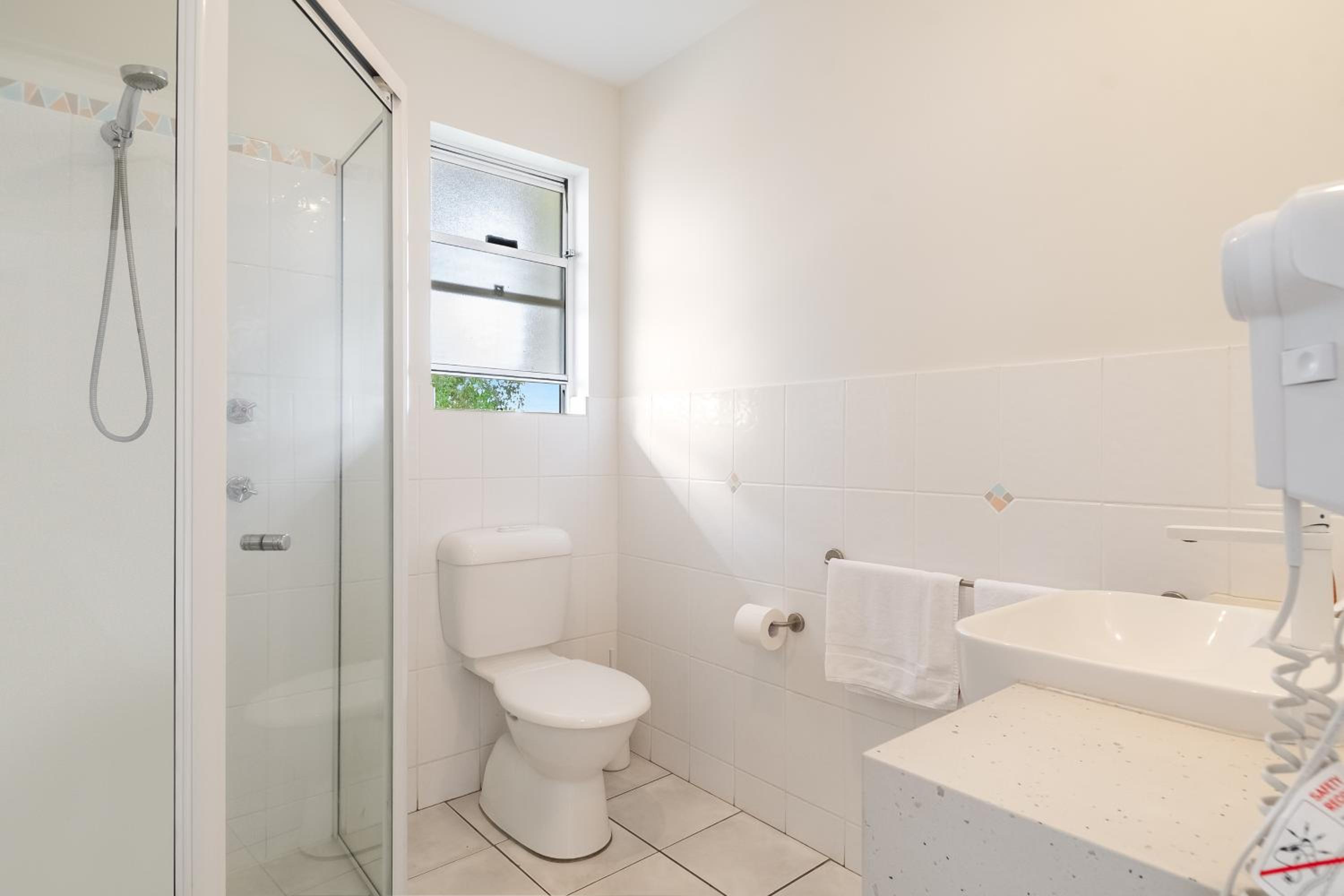 One-Bedroom Suite photo 2
