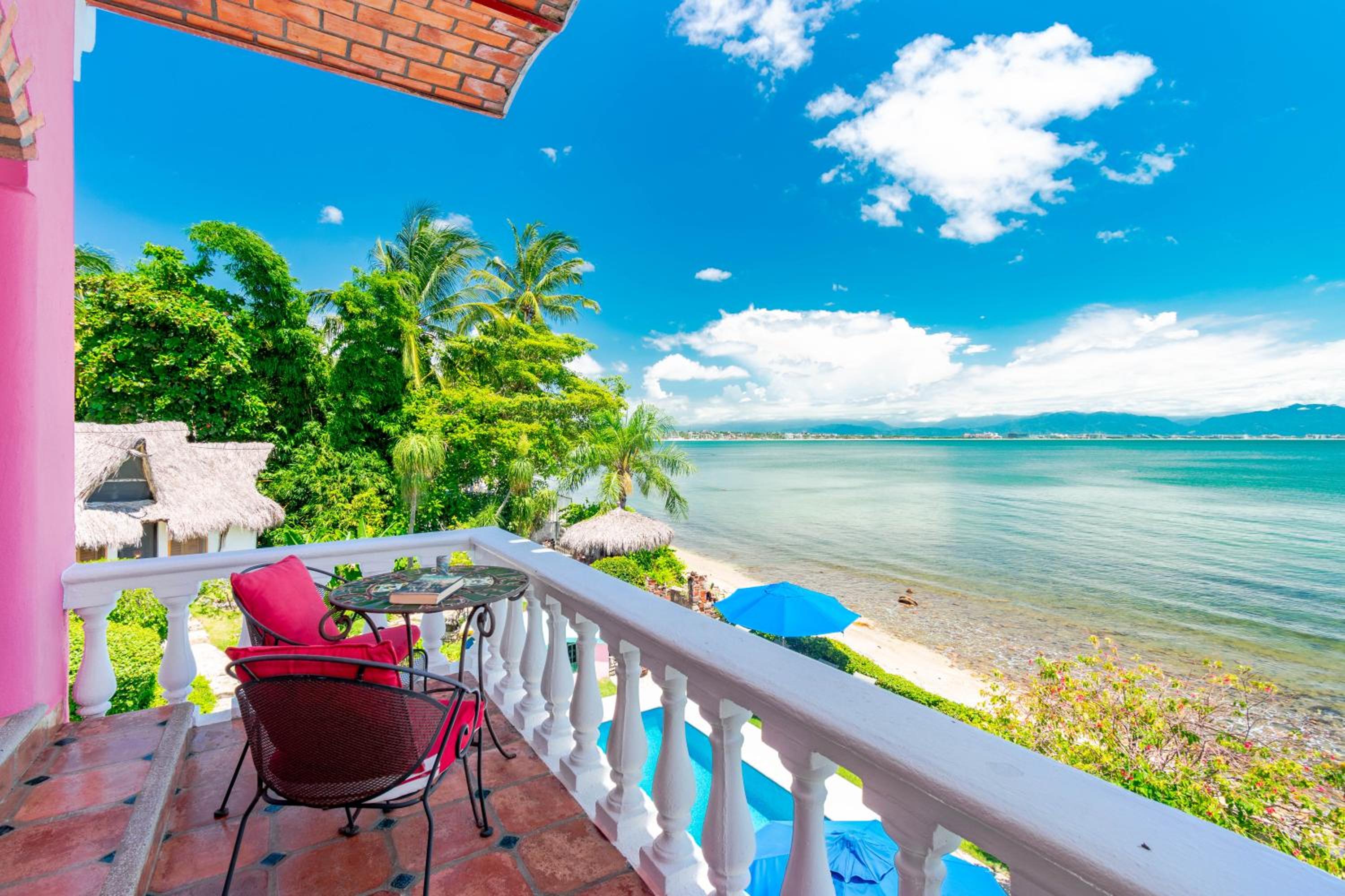 King Suite with Sea View photo 3